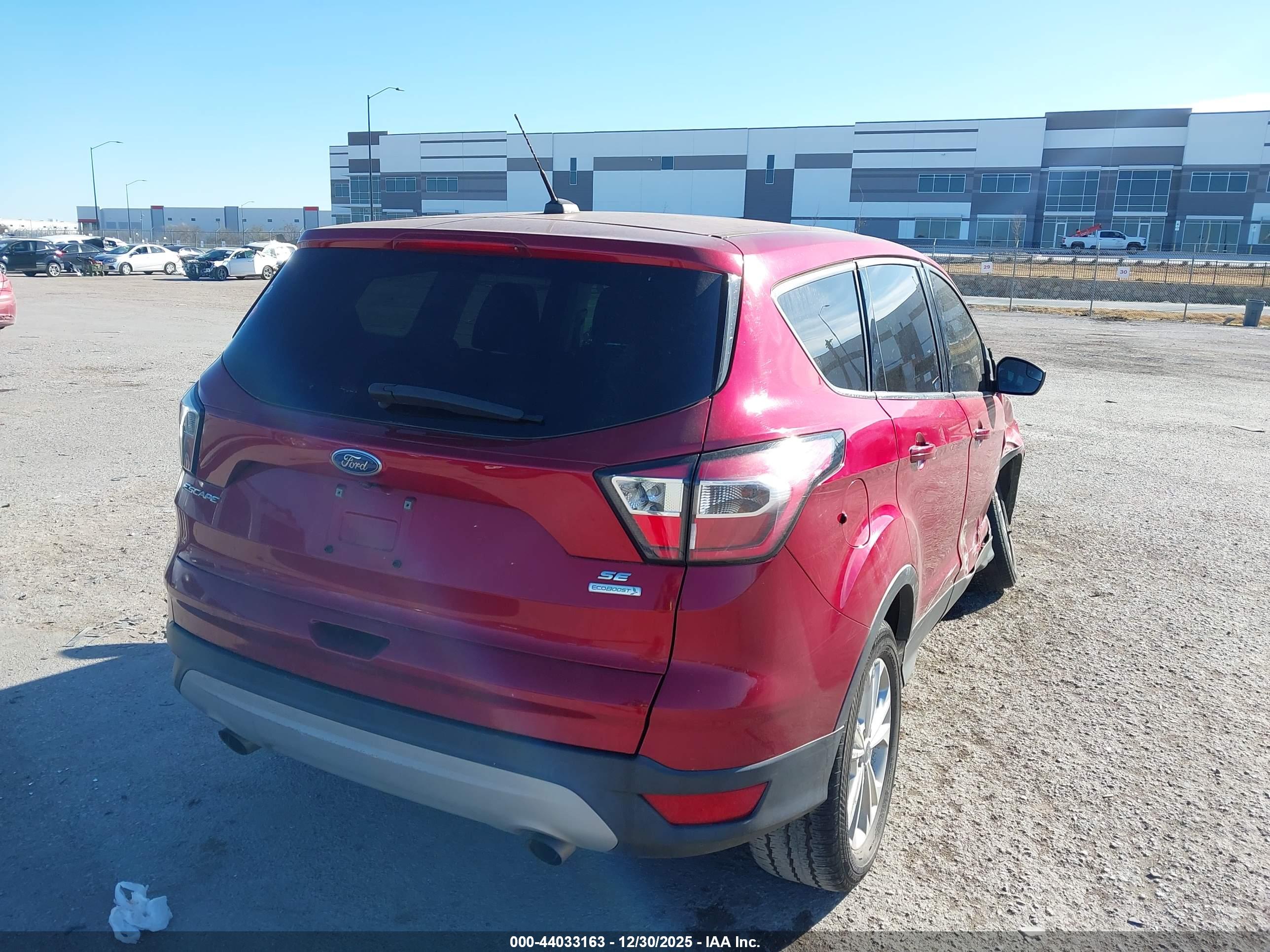 FORD ESCAPE image 4