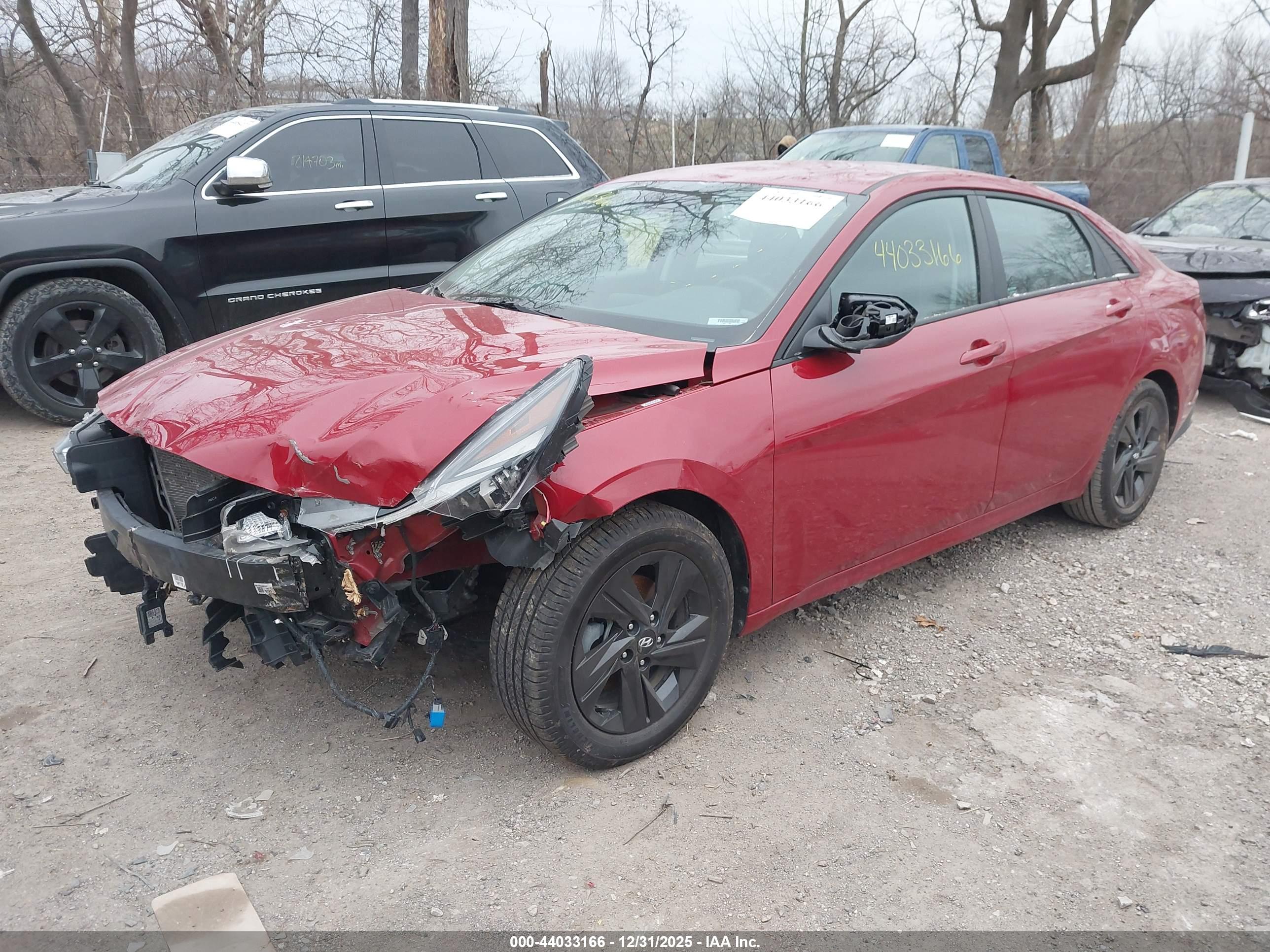 HYUNDAI ELANTRA image 2
