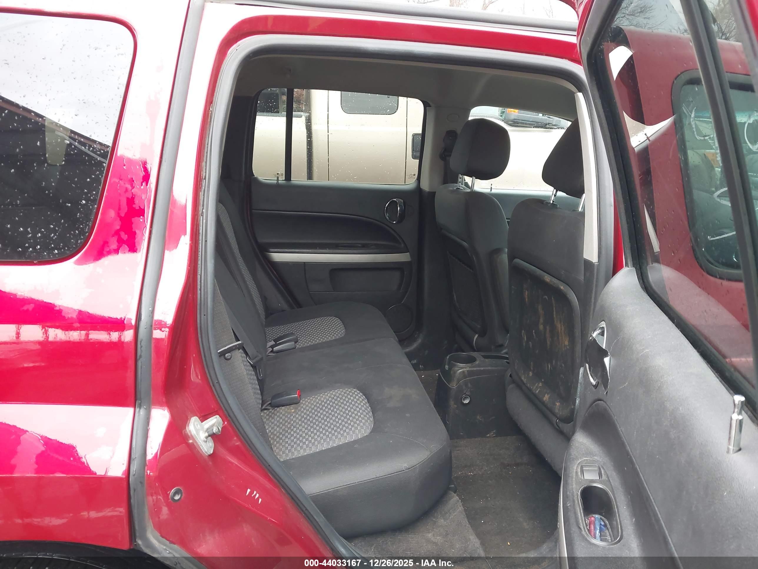 CHEVROLET HHR image 8