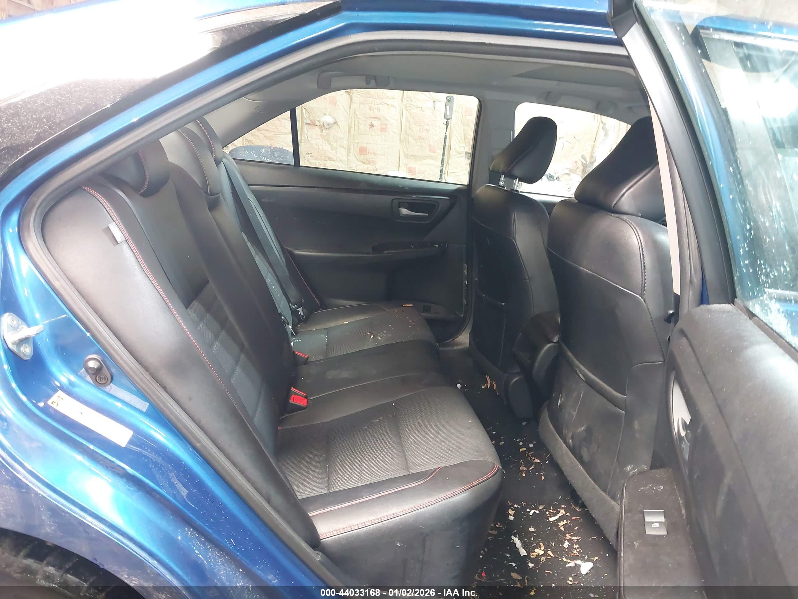 TOYOTA CAMRY image 8