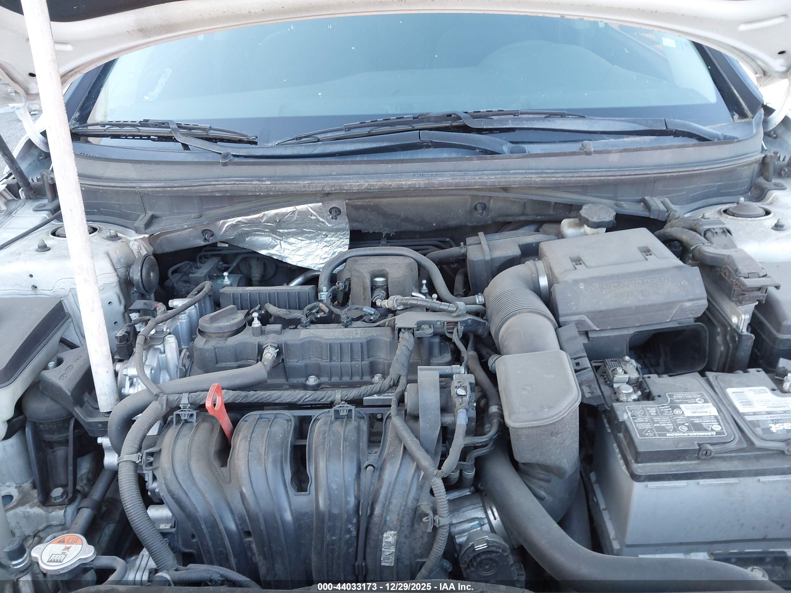 HYUNDAI SONATA image 10