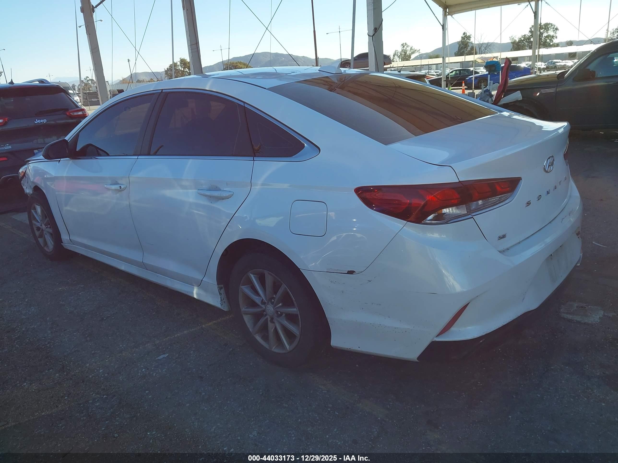 HYUNDAI SONATA image 3