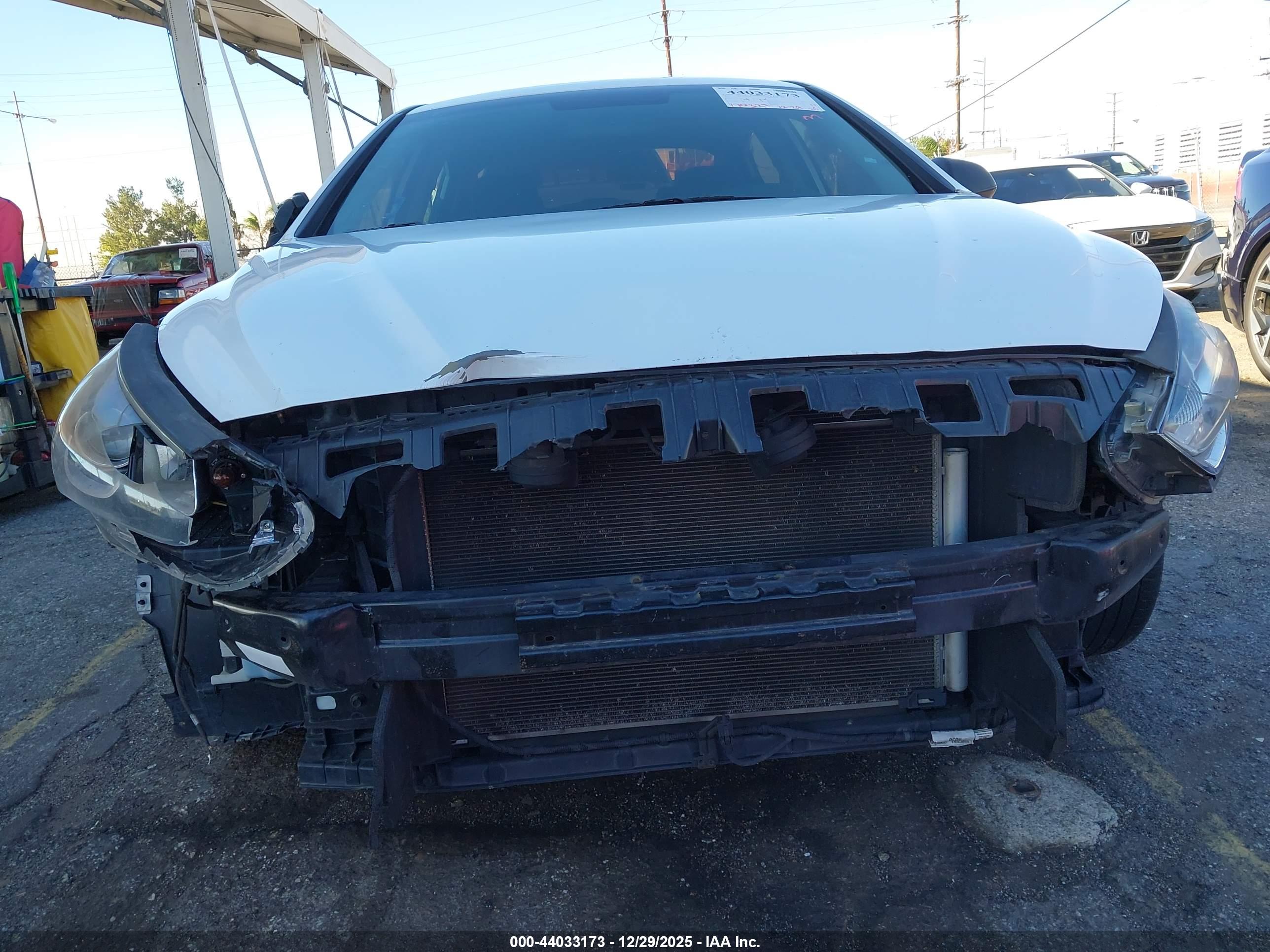 HYUNDAI SONATA image 6