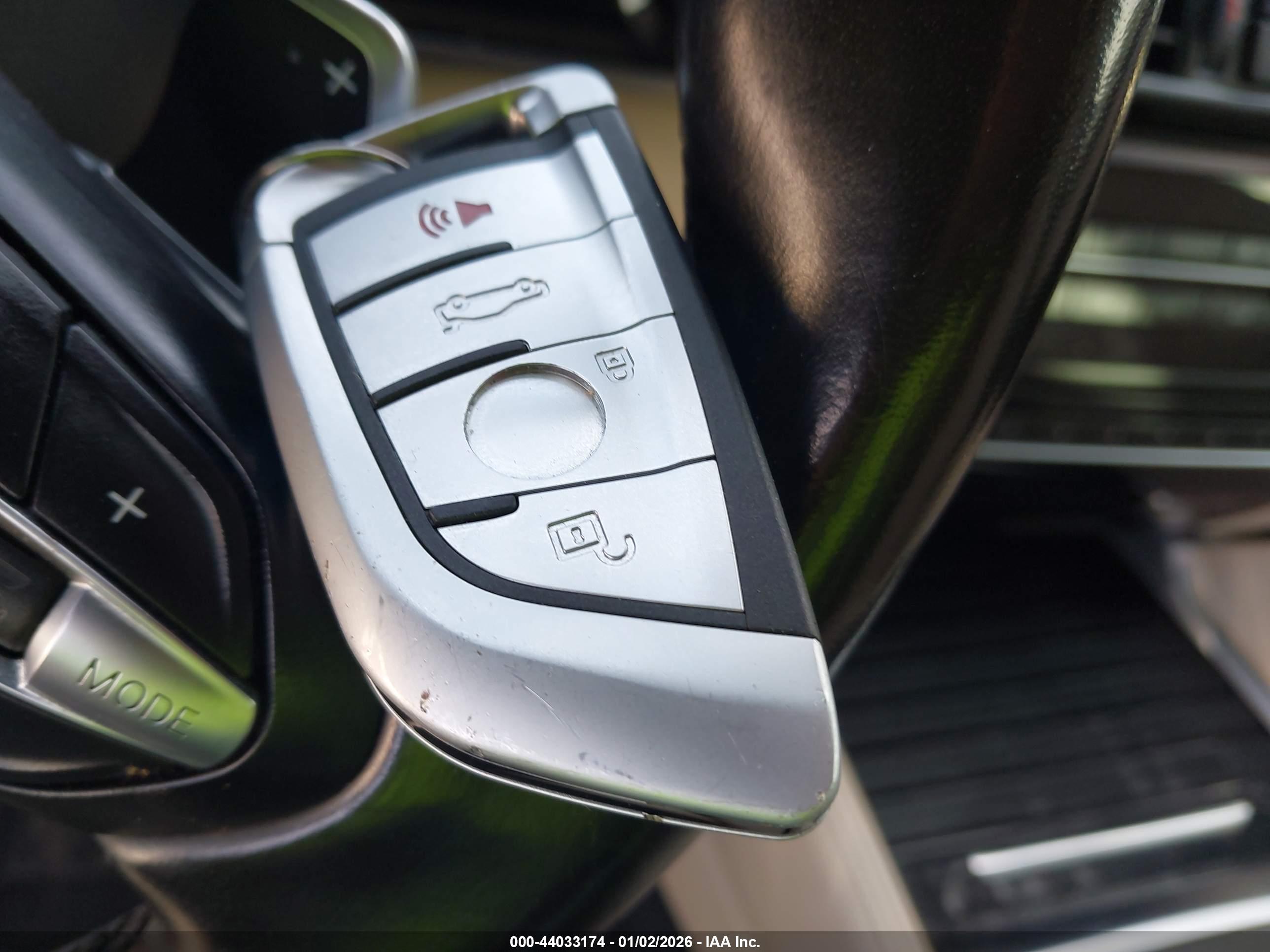 BMW X6 image 11
