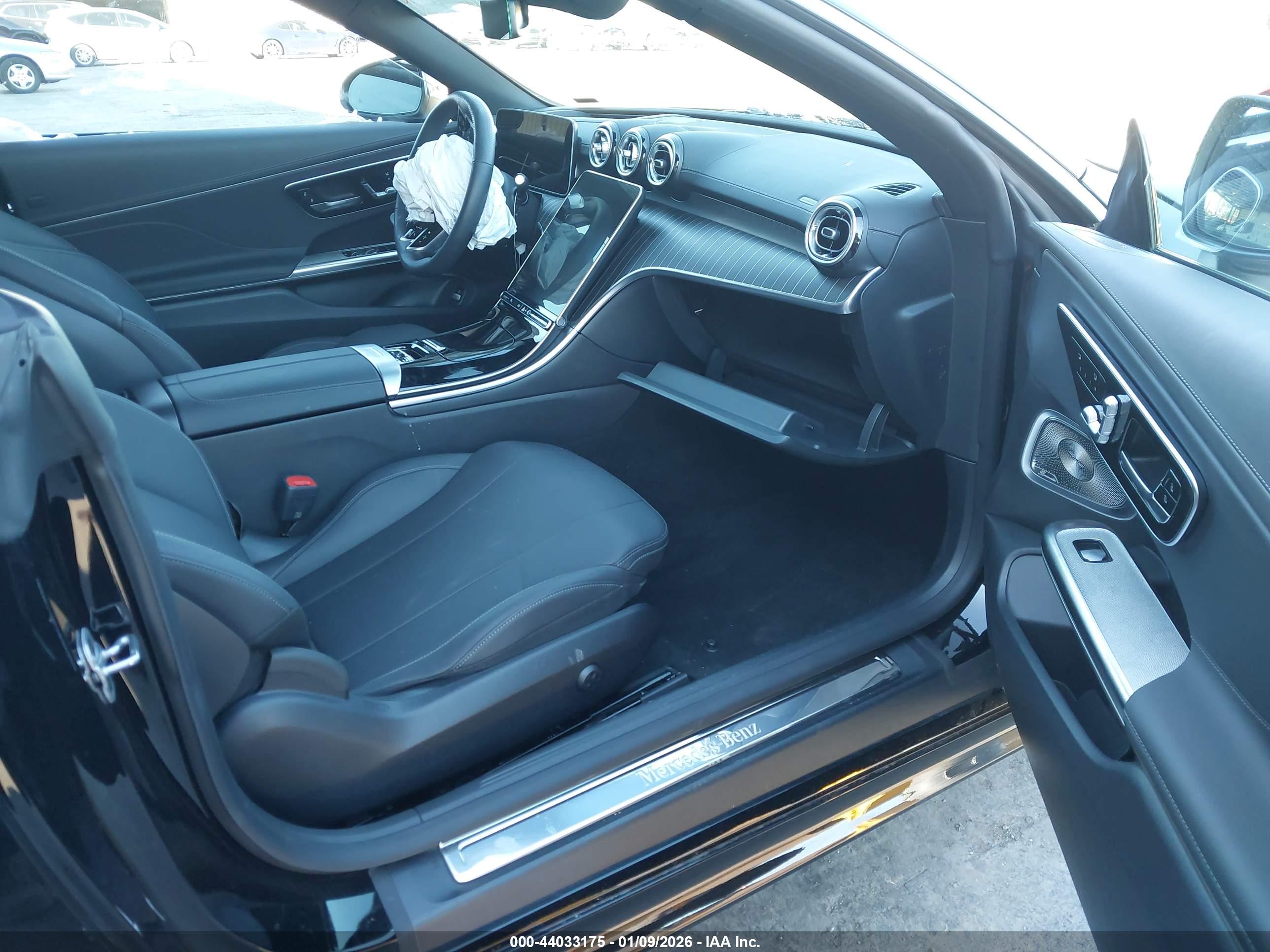 MERCEDES-BENZ CLE image 5