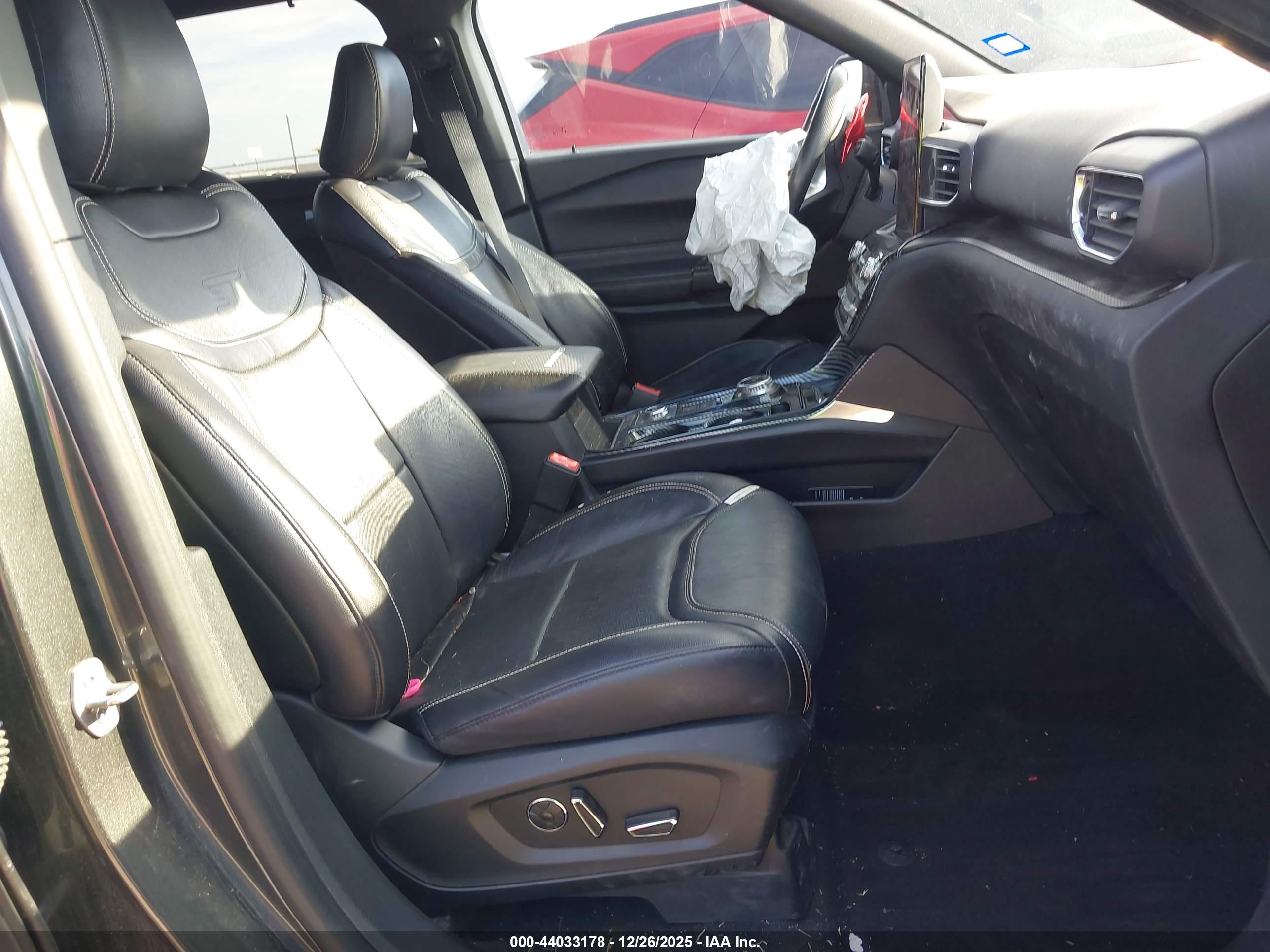 FORD EXPLORER image 5