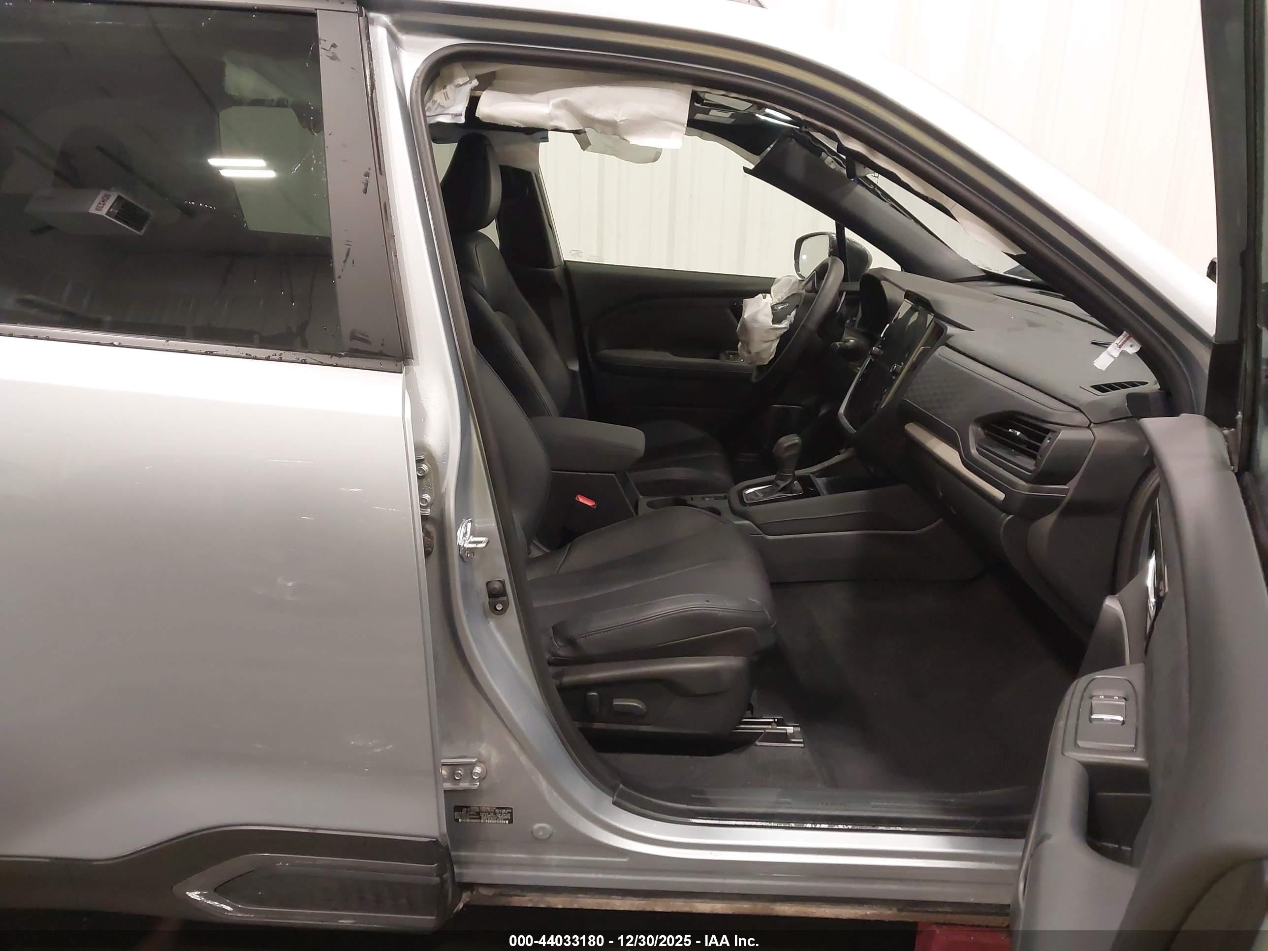 SUBARU FORESTER image 5