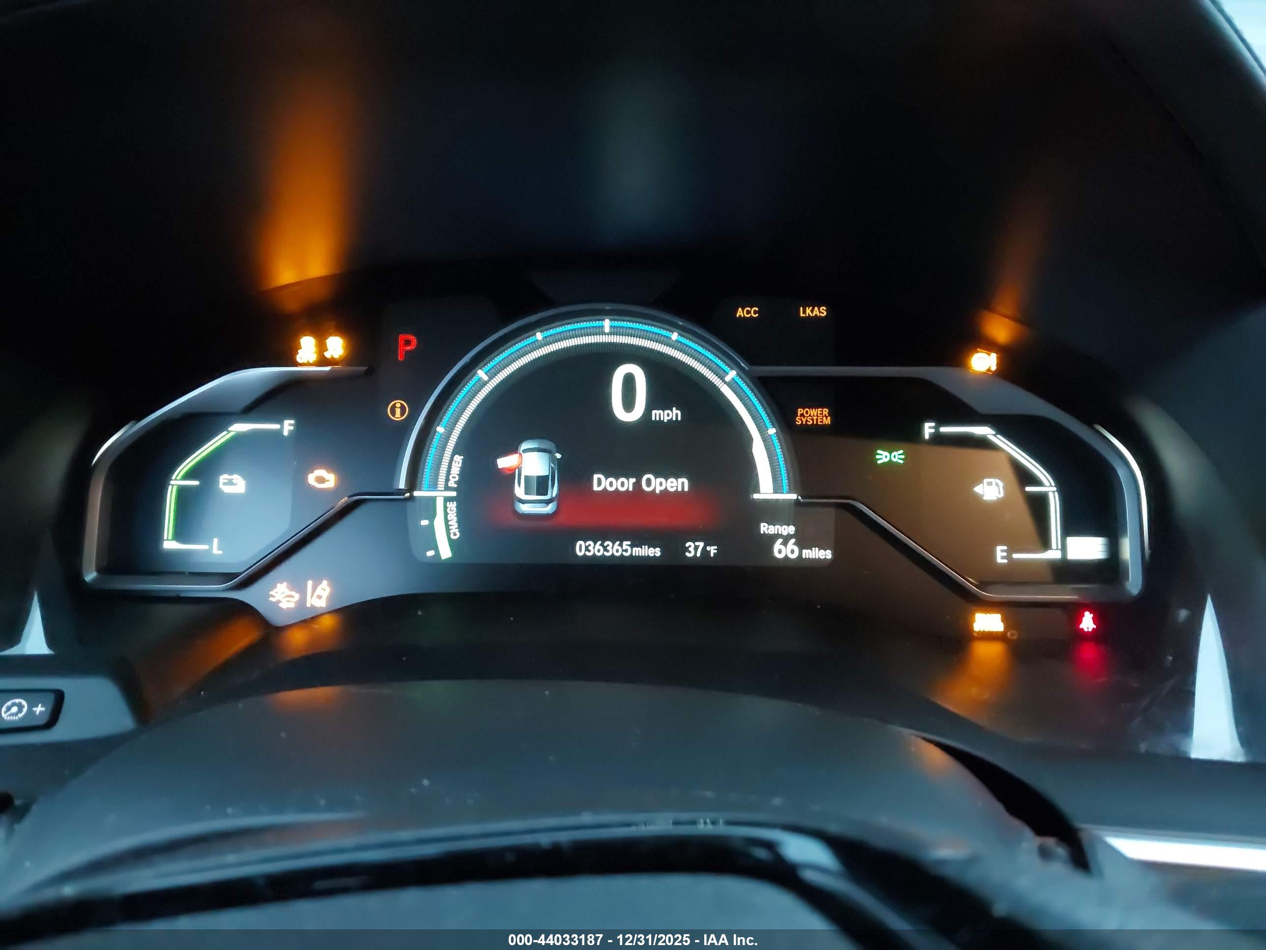 HONDA CLARITY image 7