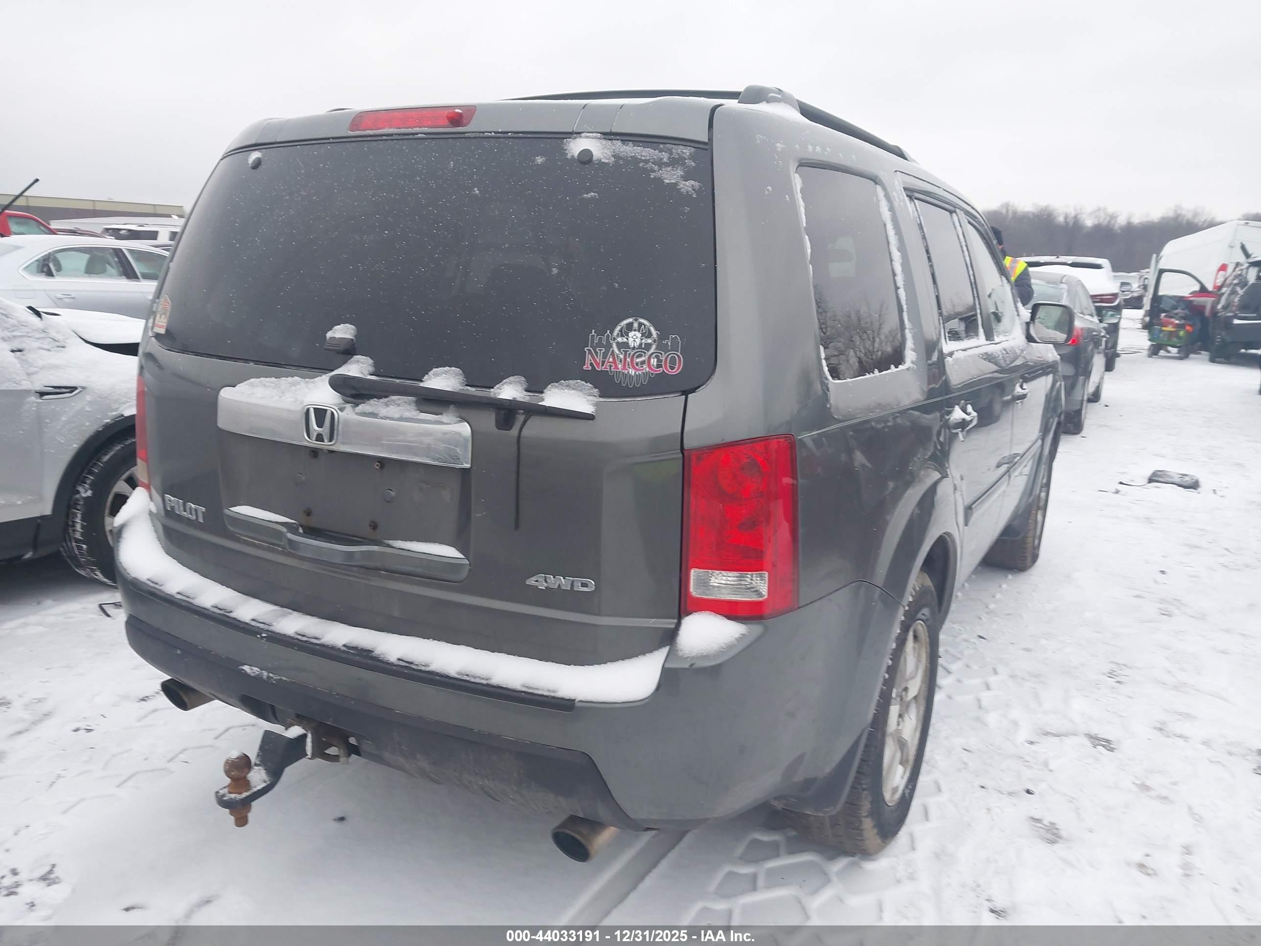 HONDA PILOT image 4