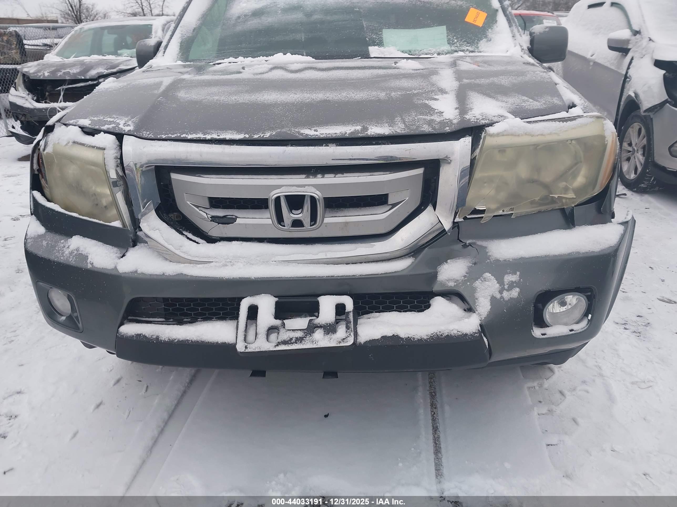 HONDA PILOT image 6