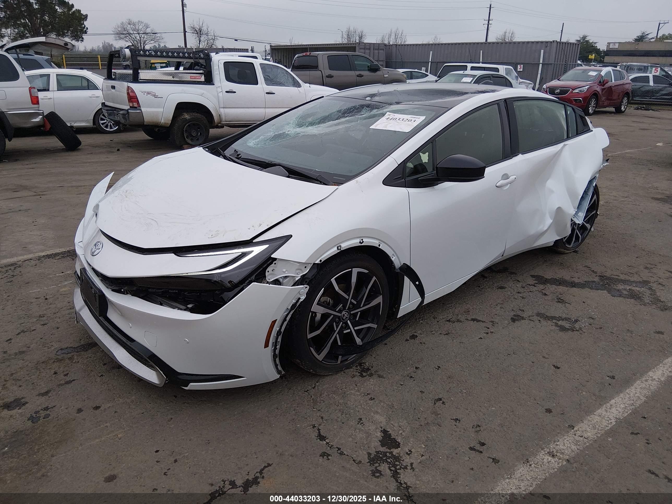 TOYOTA PRIUS image 2