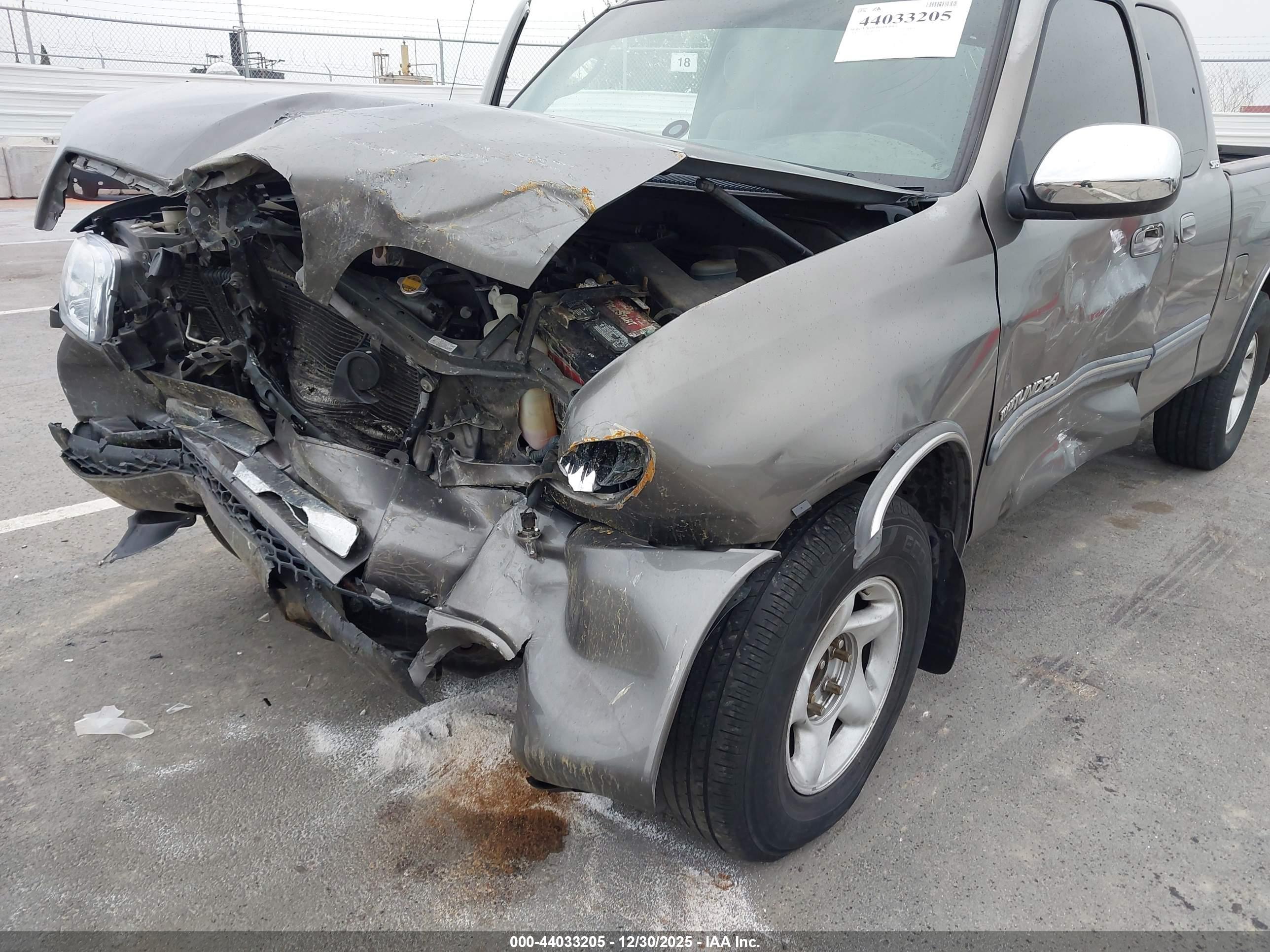 TOYOTA TUNDRA image 6