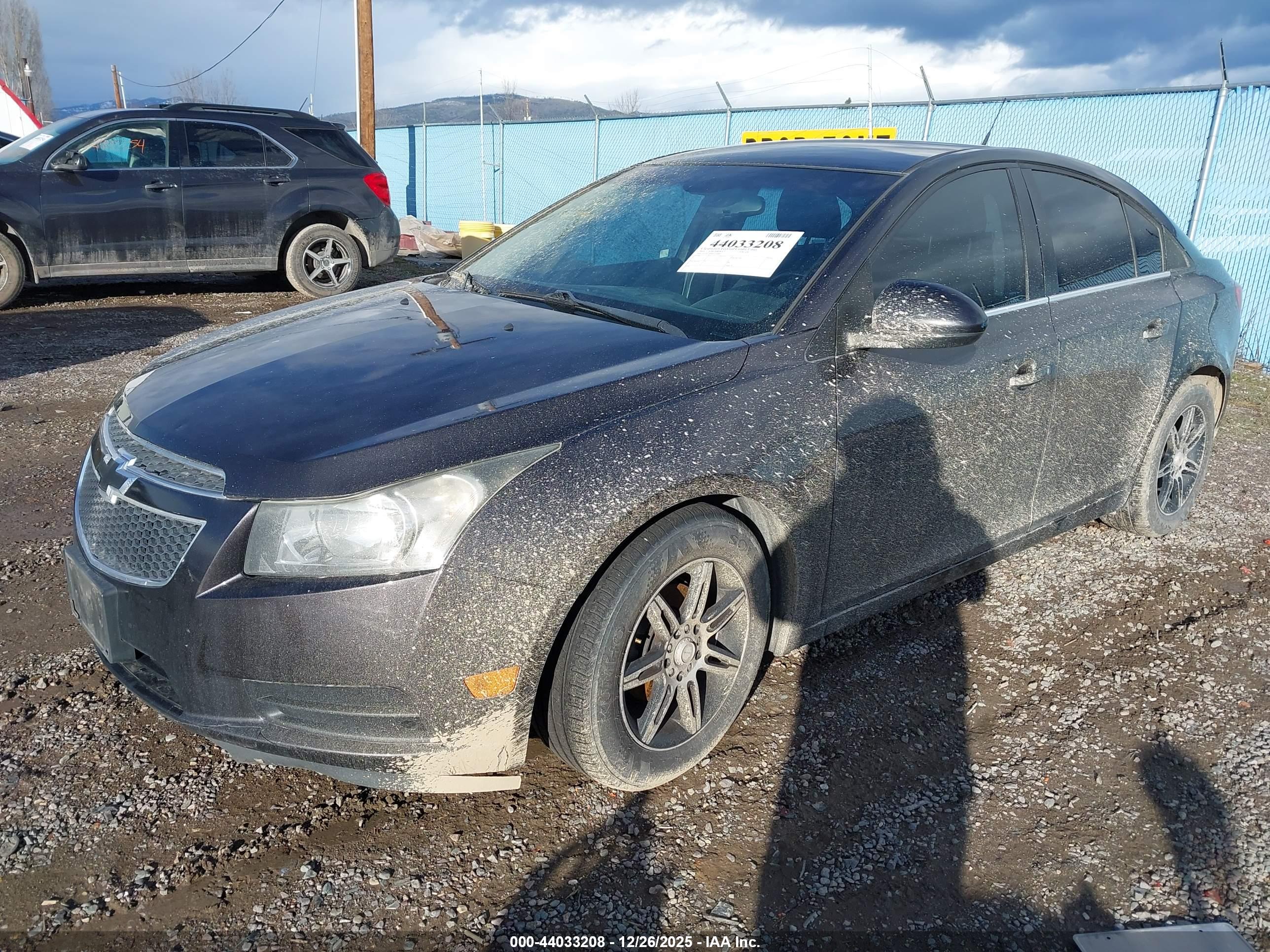 CHEVROLET CRUZE image 2