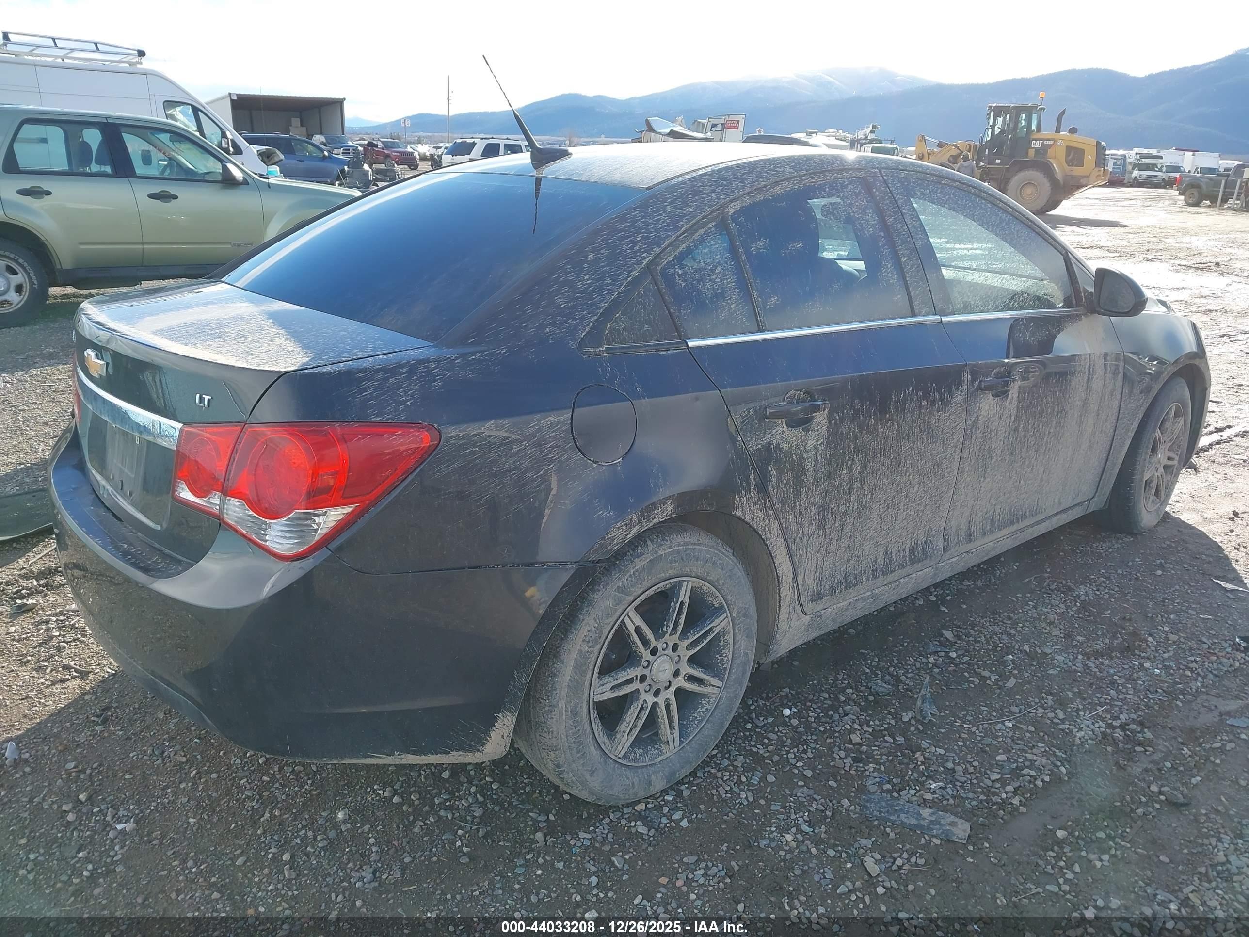 CHEVROLET CRUZE image 4