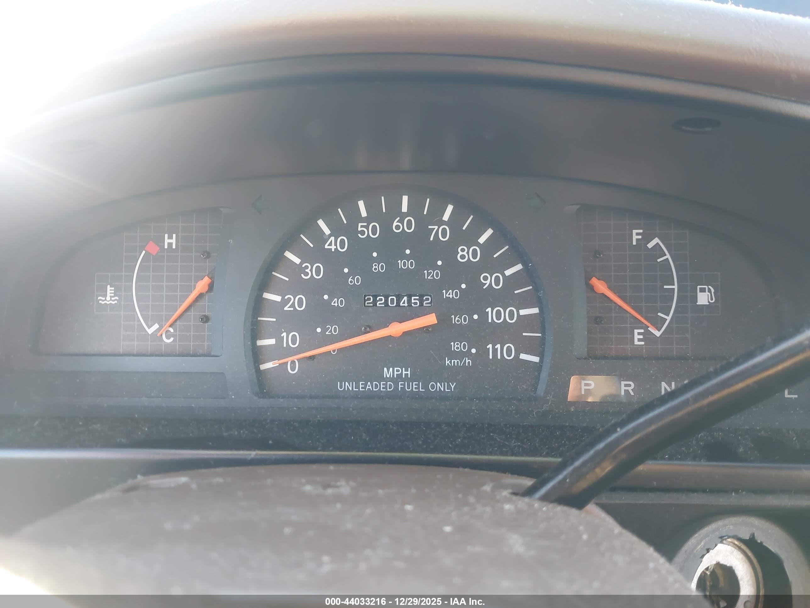 TOYOTA TACOMA image 7