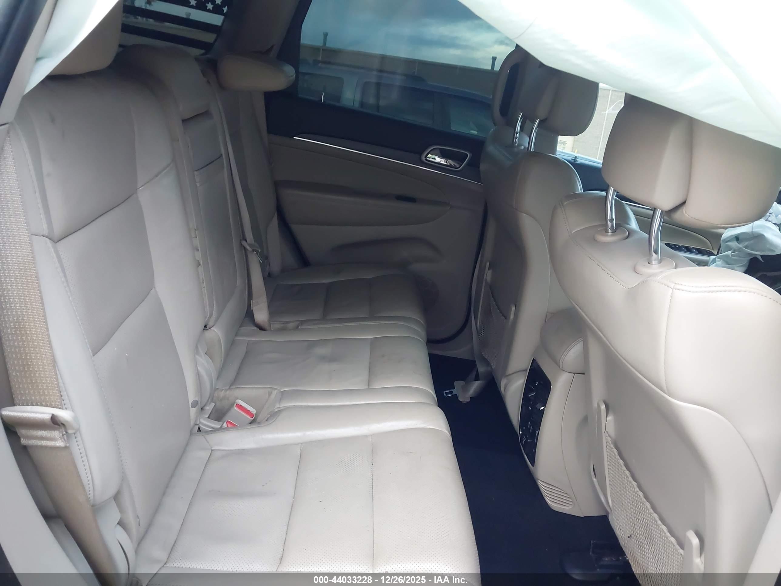 JEEP GRAND image 8