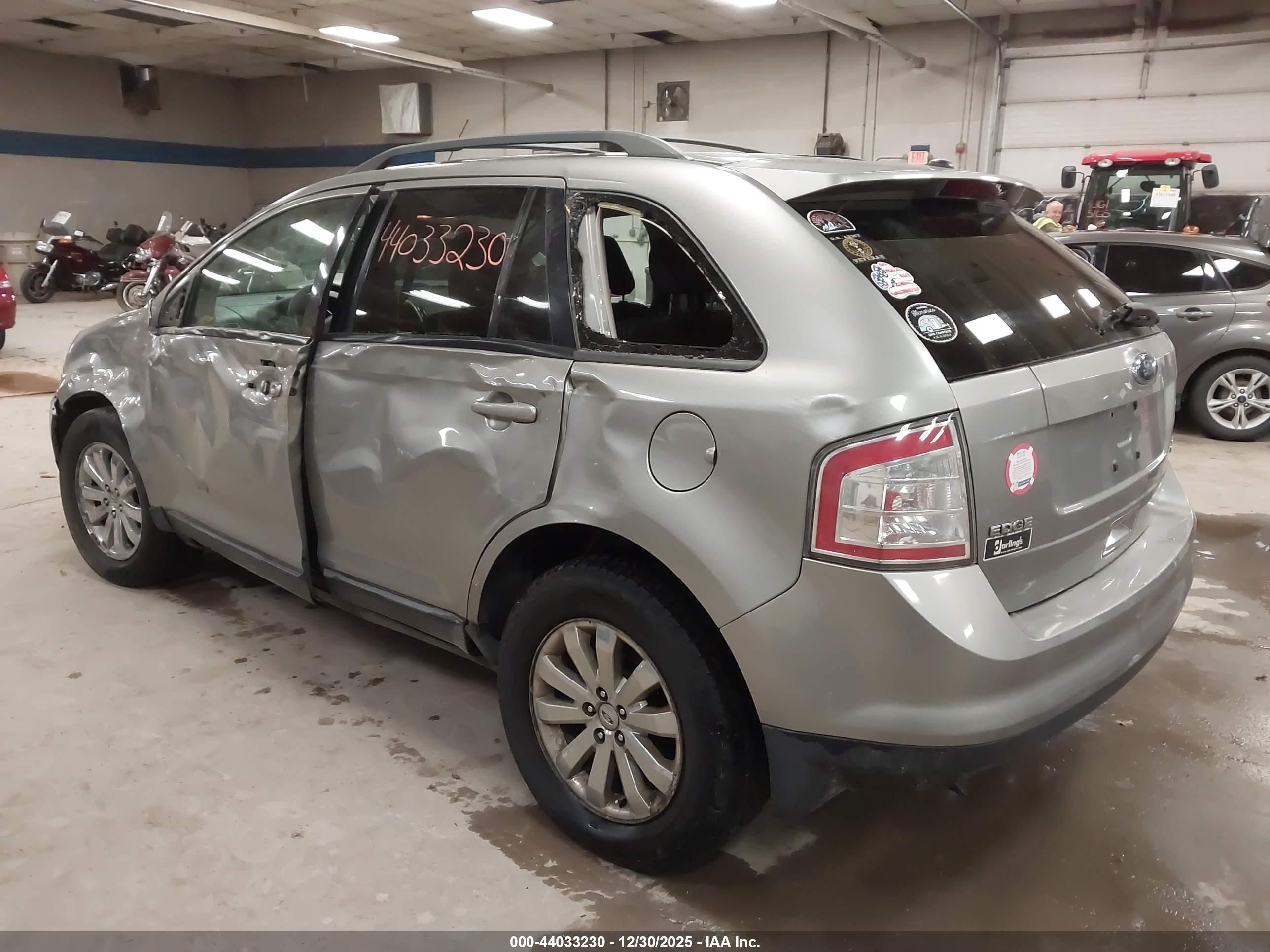 FORD EDGE image 3