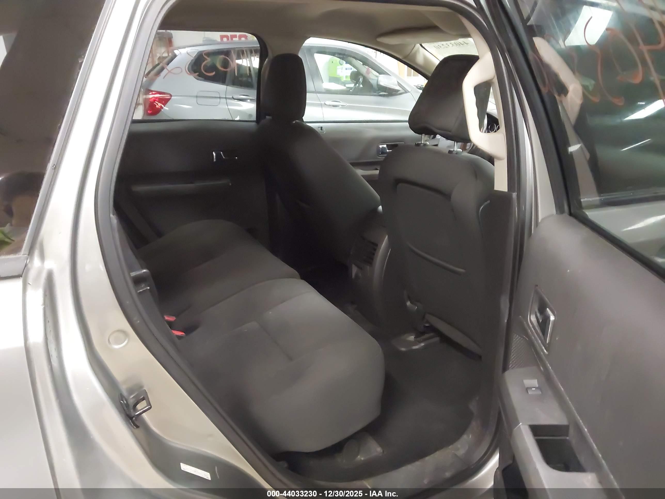 FORD EDGE image 8