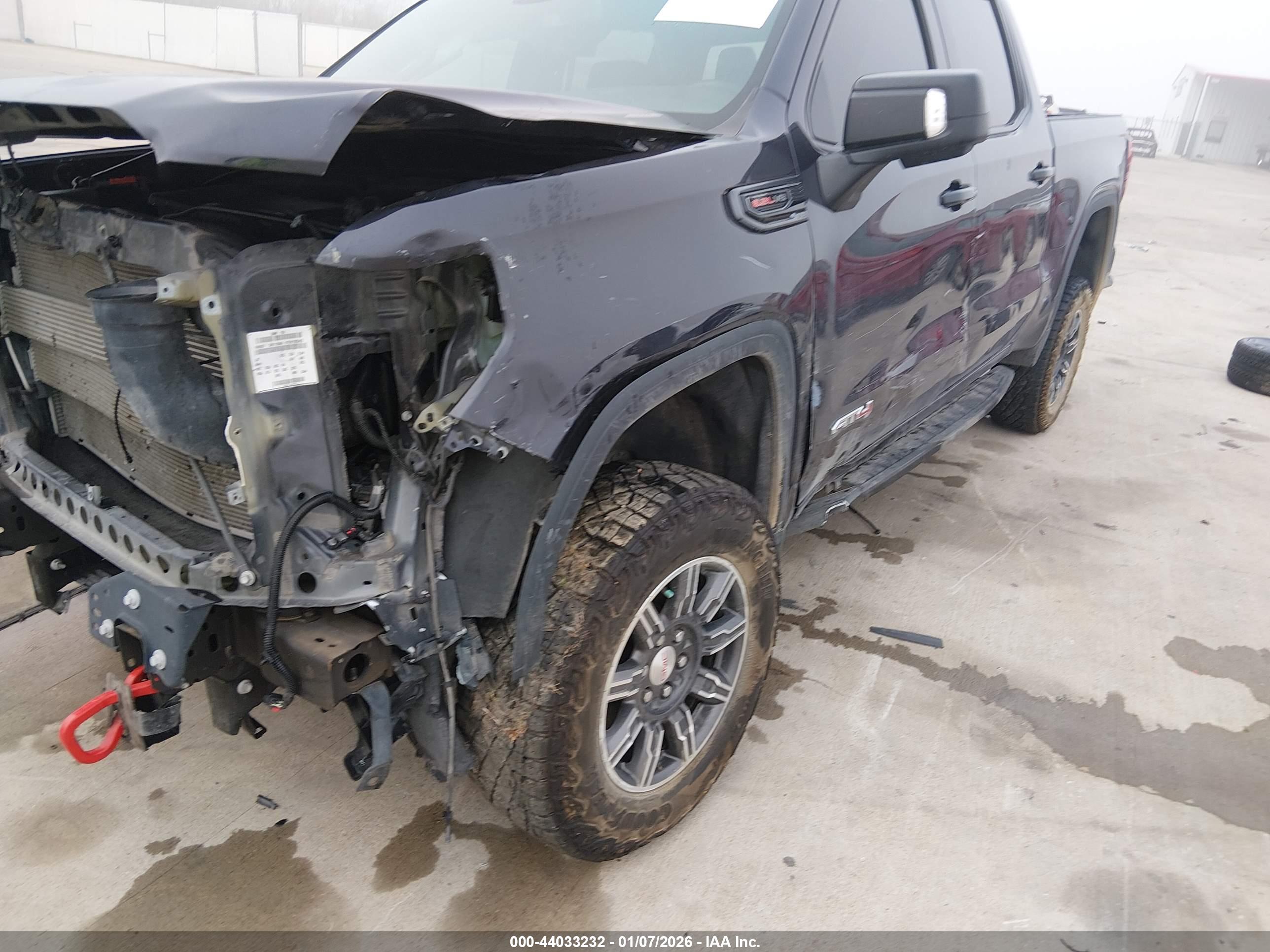GMC SIERRA image 6
