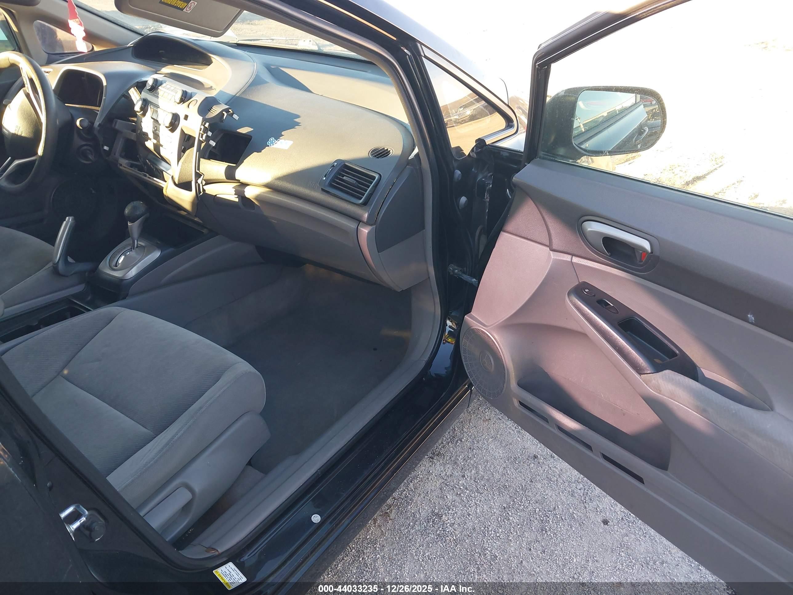 HONDA CIVIC image 5