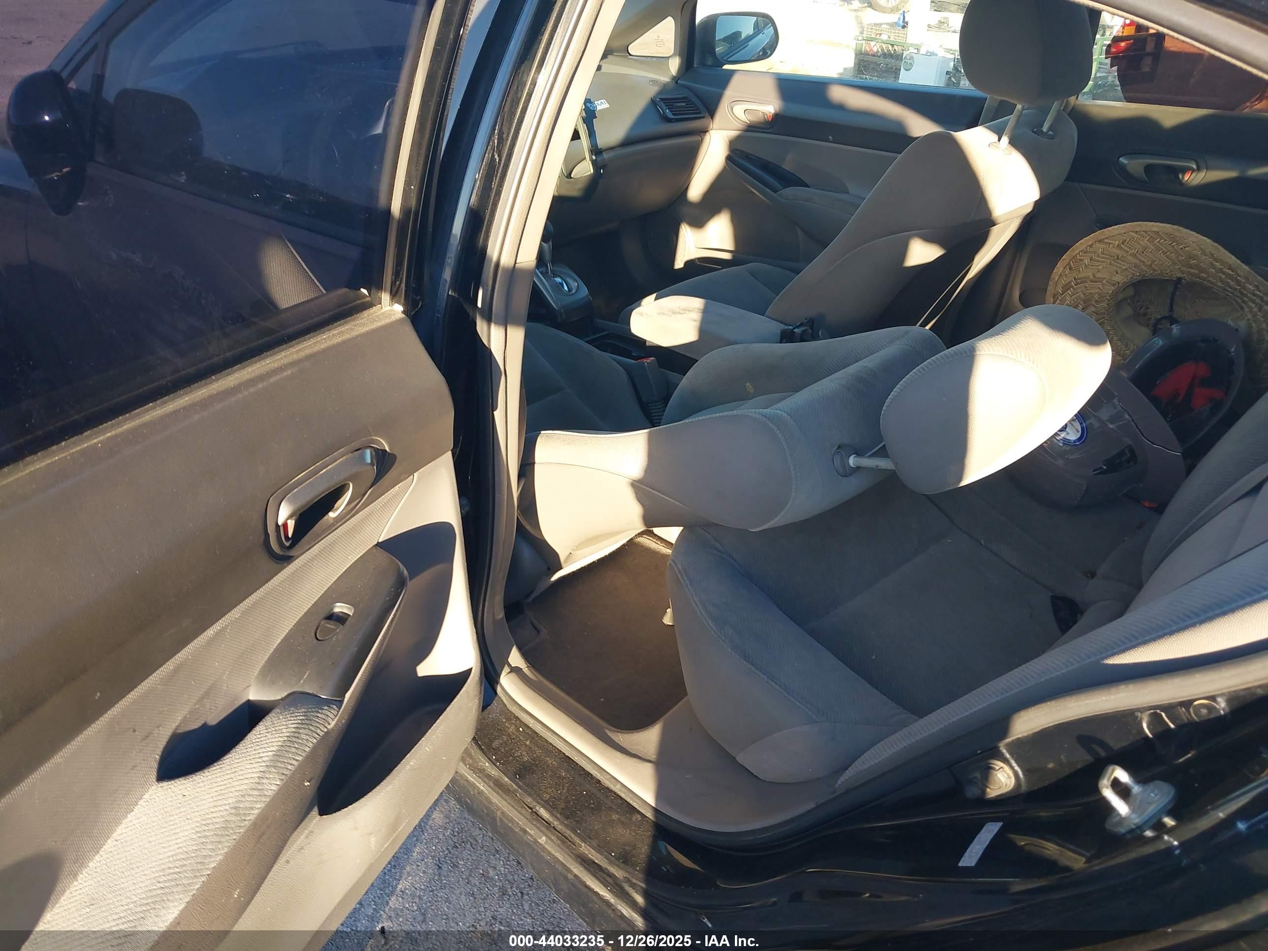 HONDA CIVIC image 8