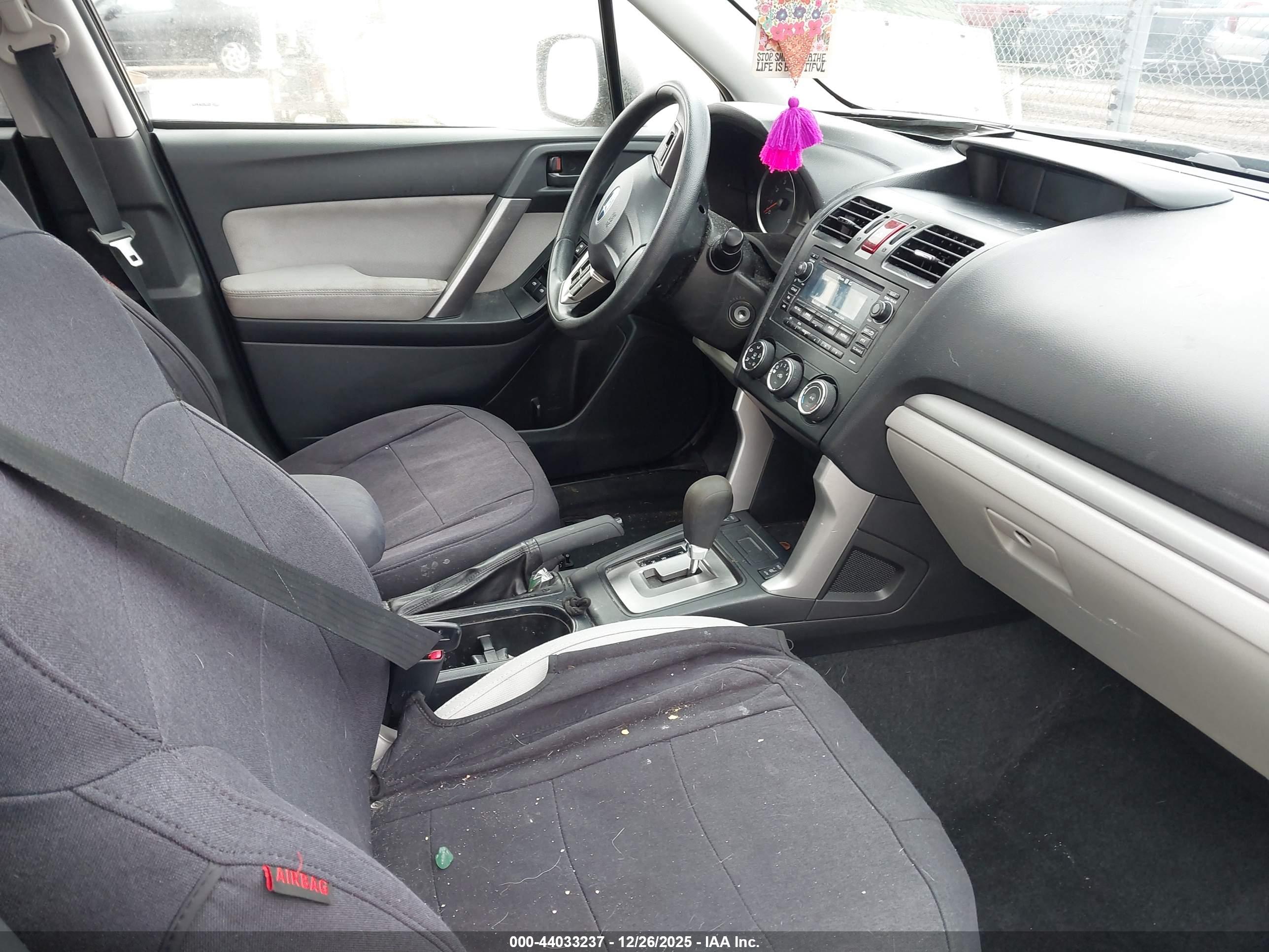 SUBARU FORESTER image 5
