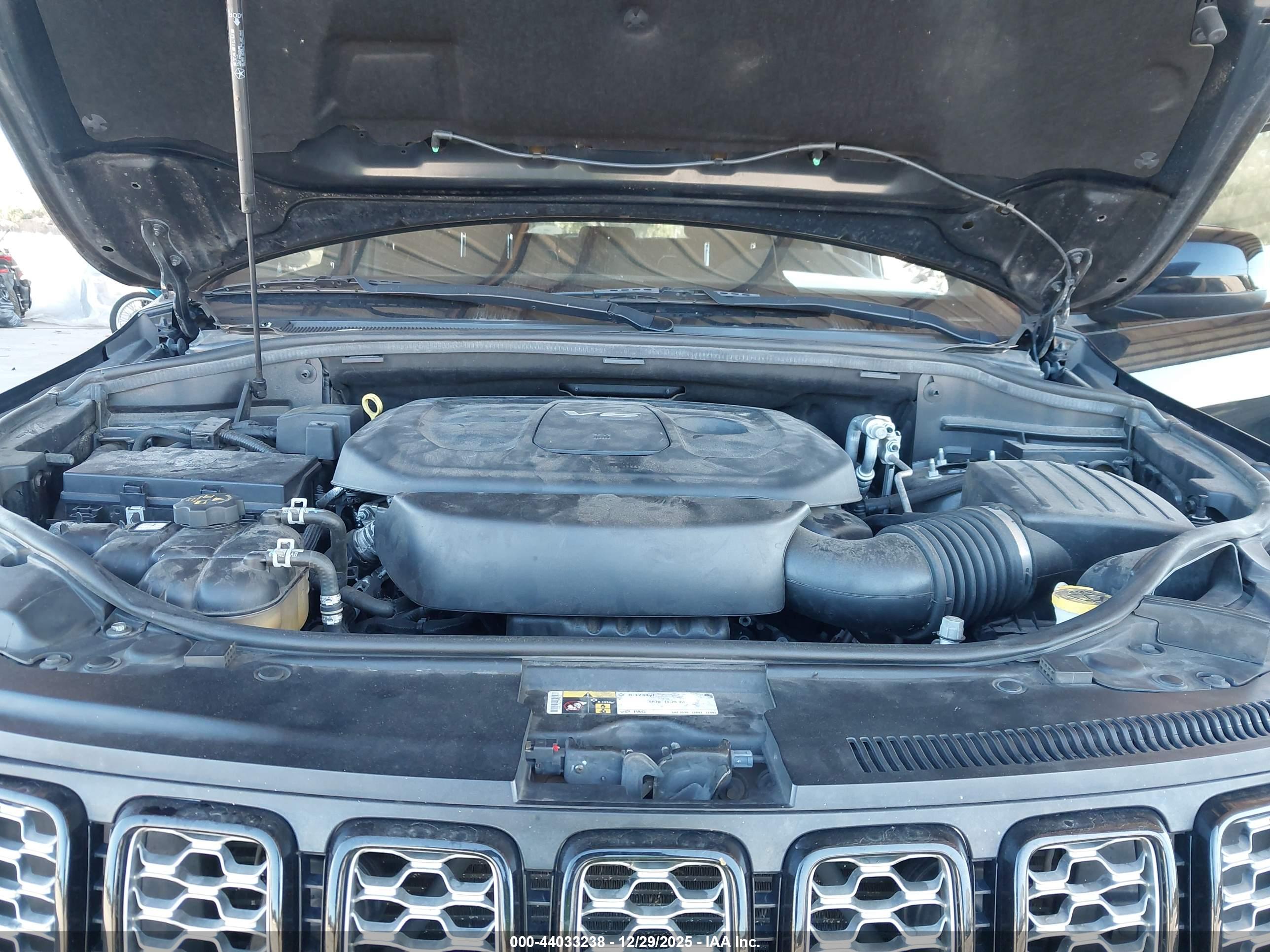 JEEP GRAND image 10