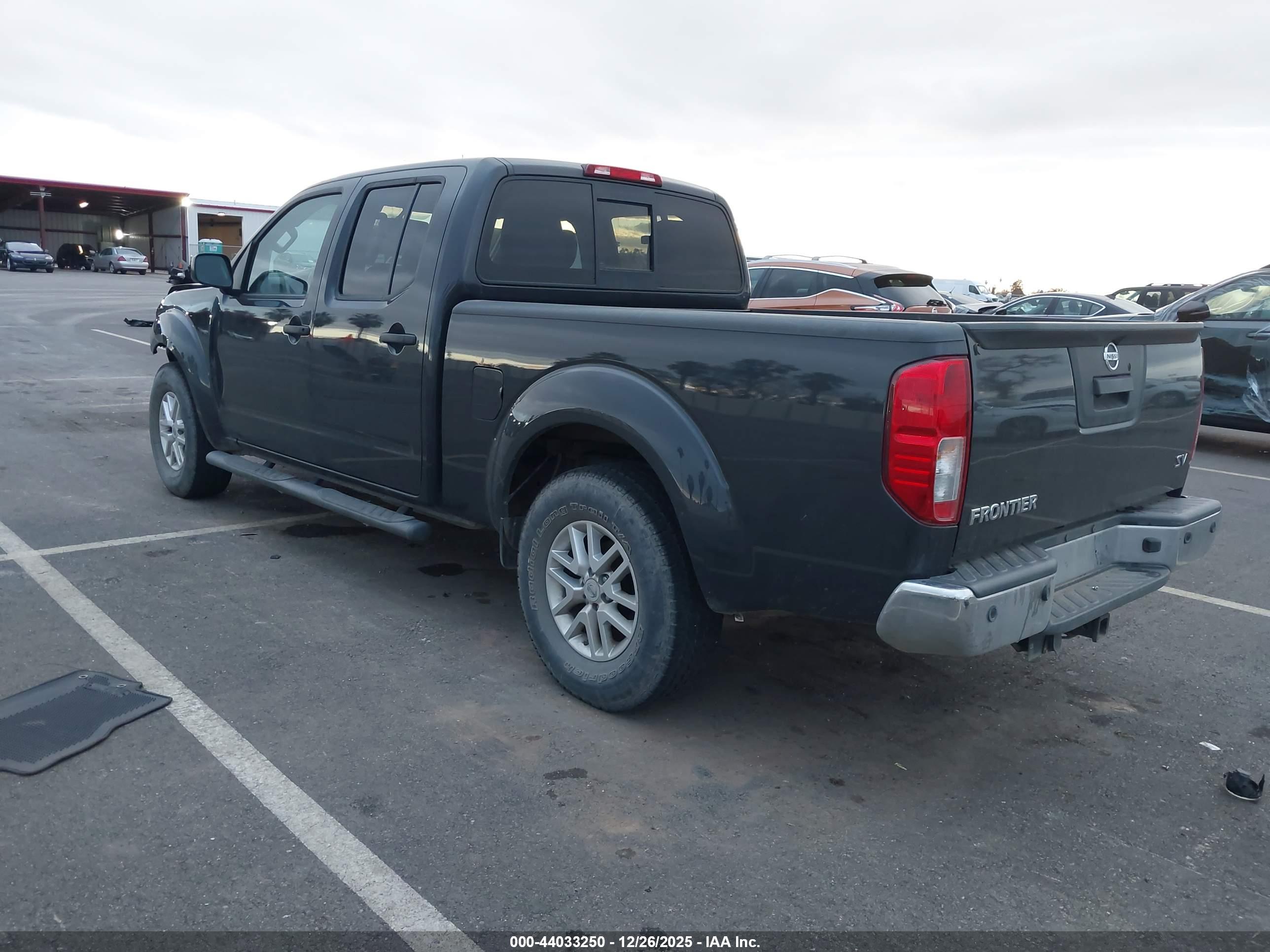 NISSAN FRONTIER image 3