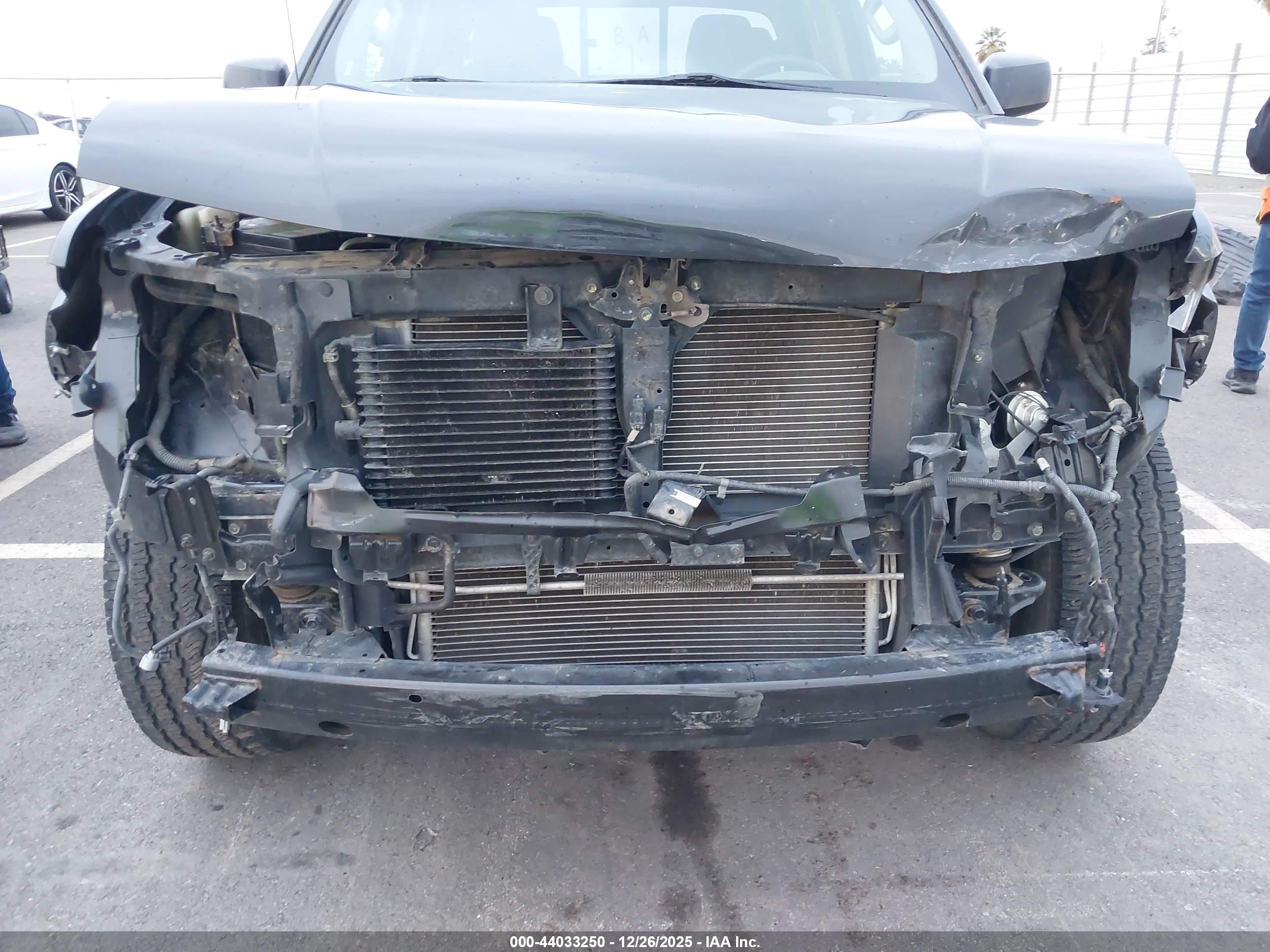 NISSAN FRONTIER image 6