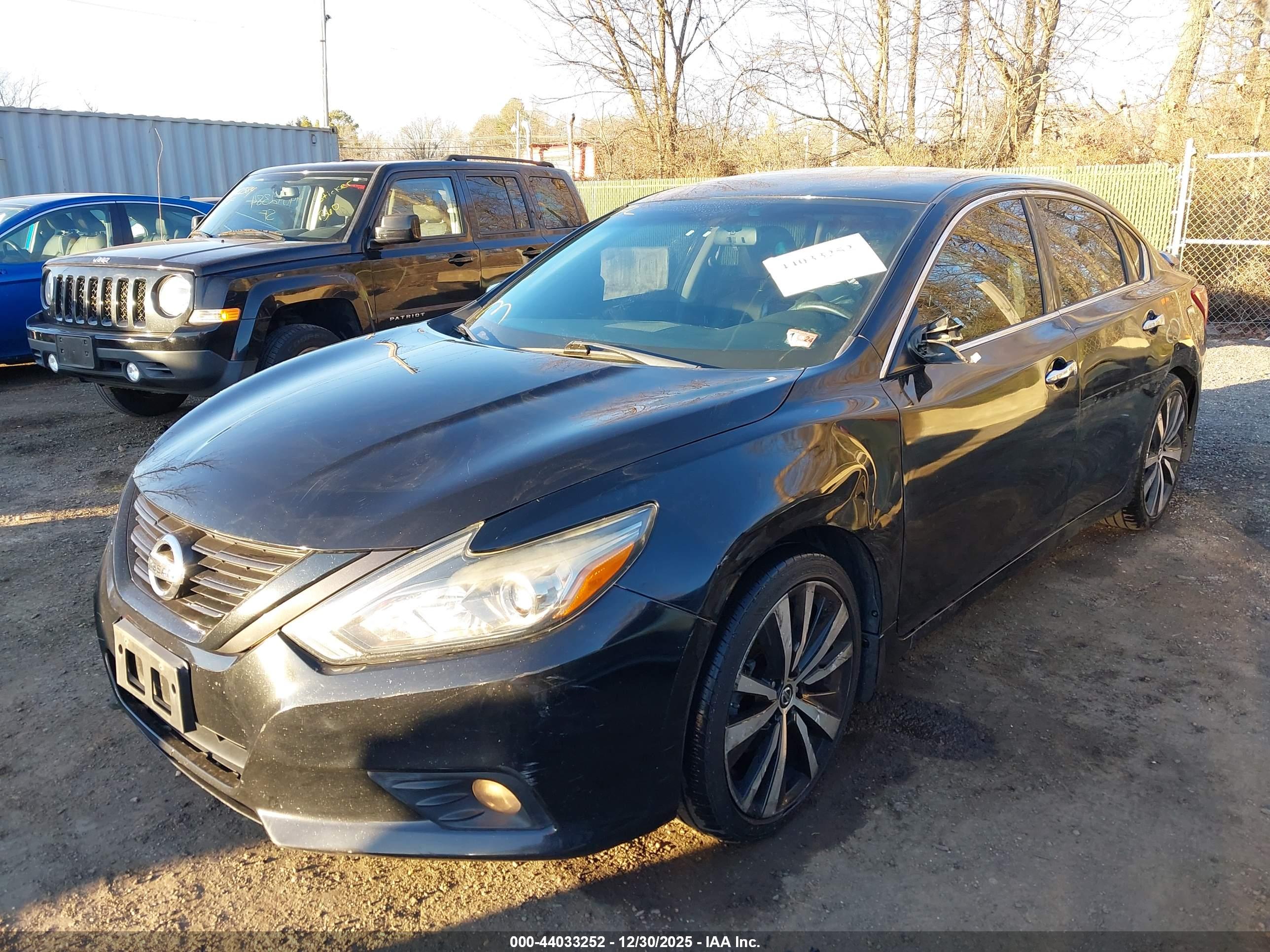 NISSAN ALTIMA image 6