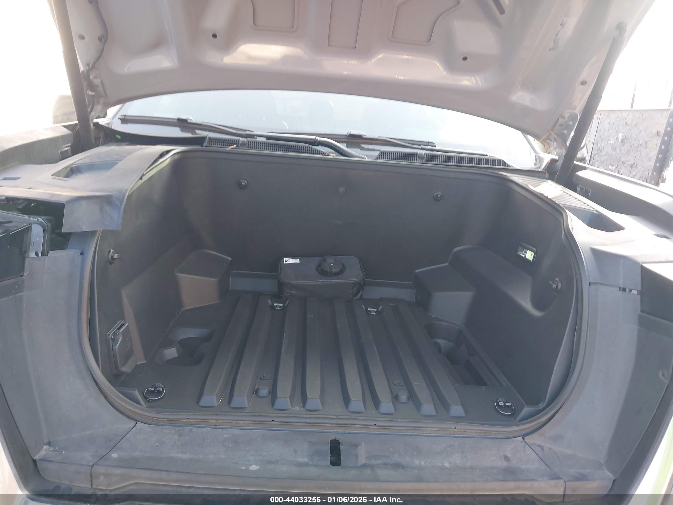 GMC SIERRA image 10