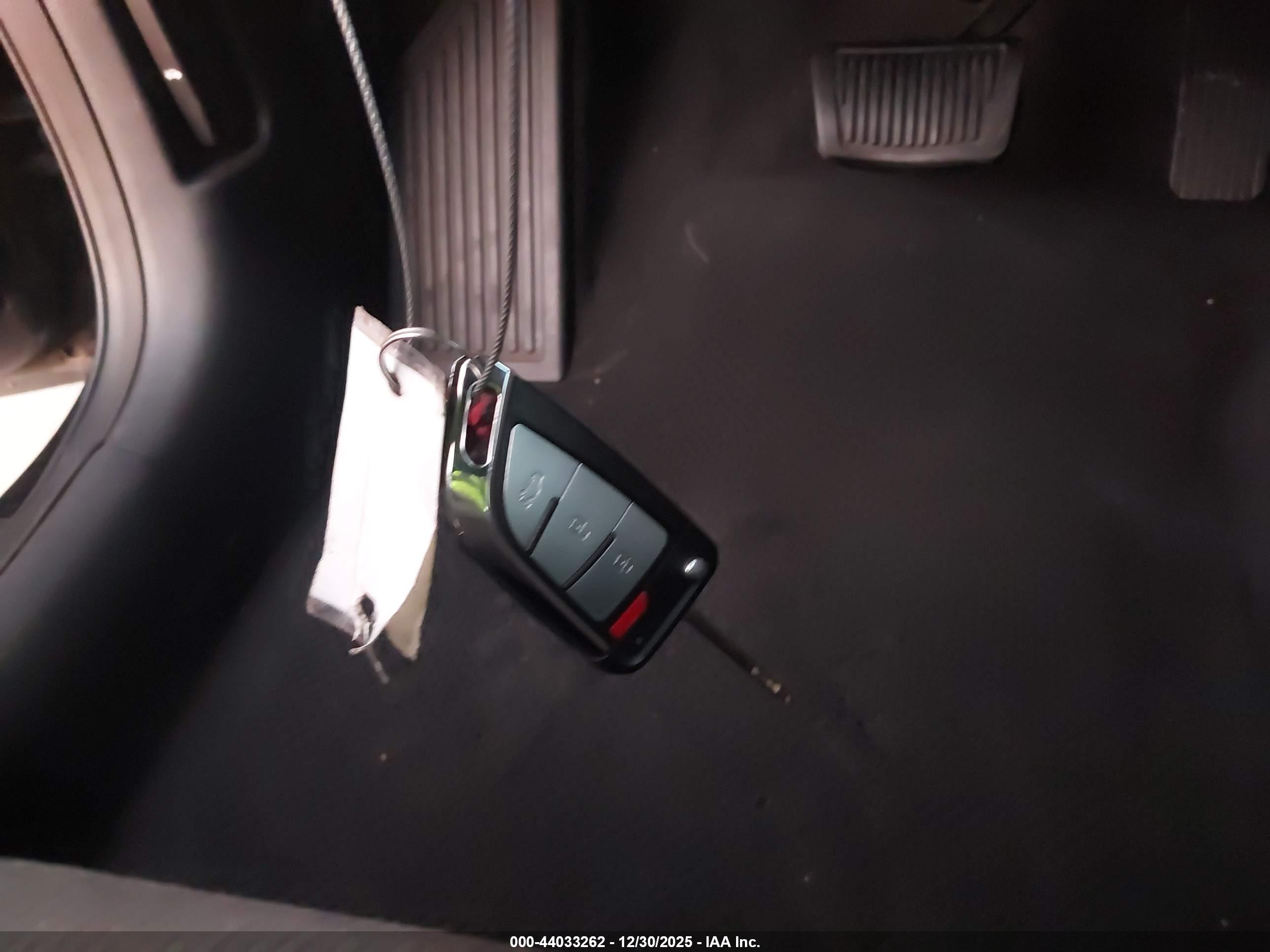 HYUNDAI ELANTRA image 11