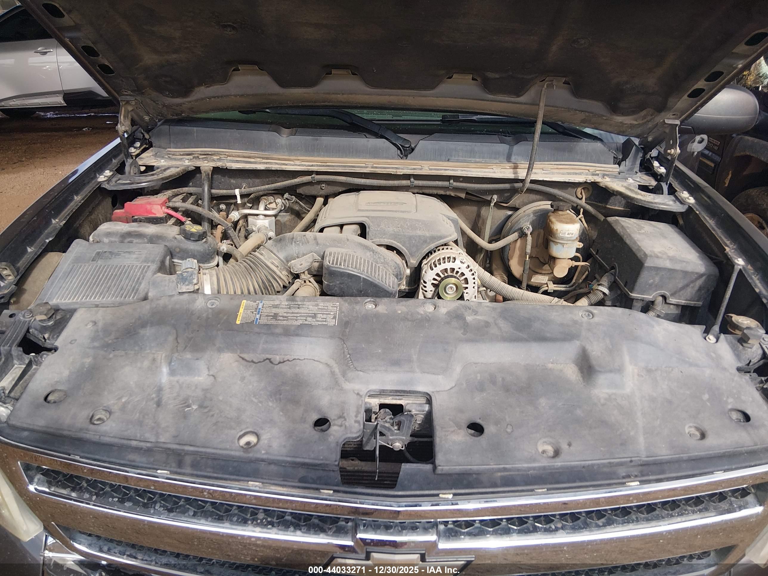 CHEVROLET SILVERADO image 10