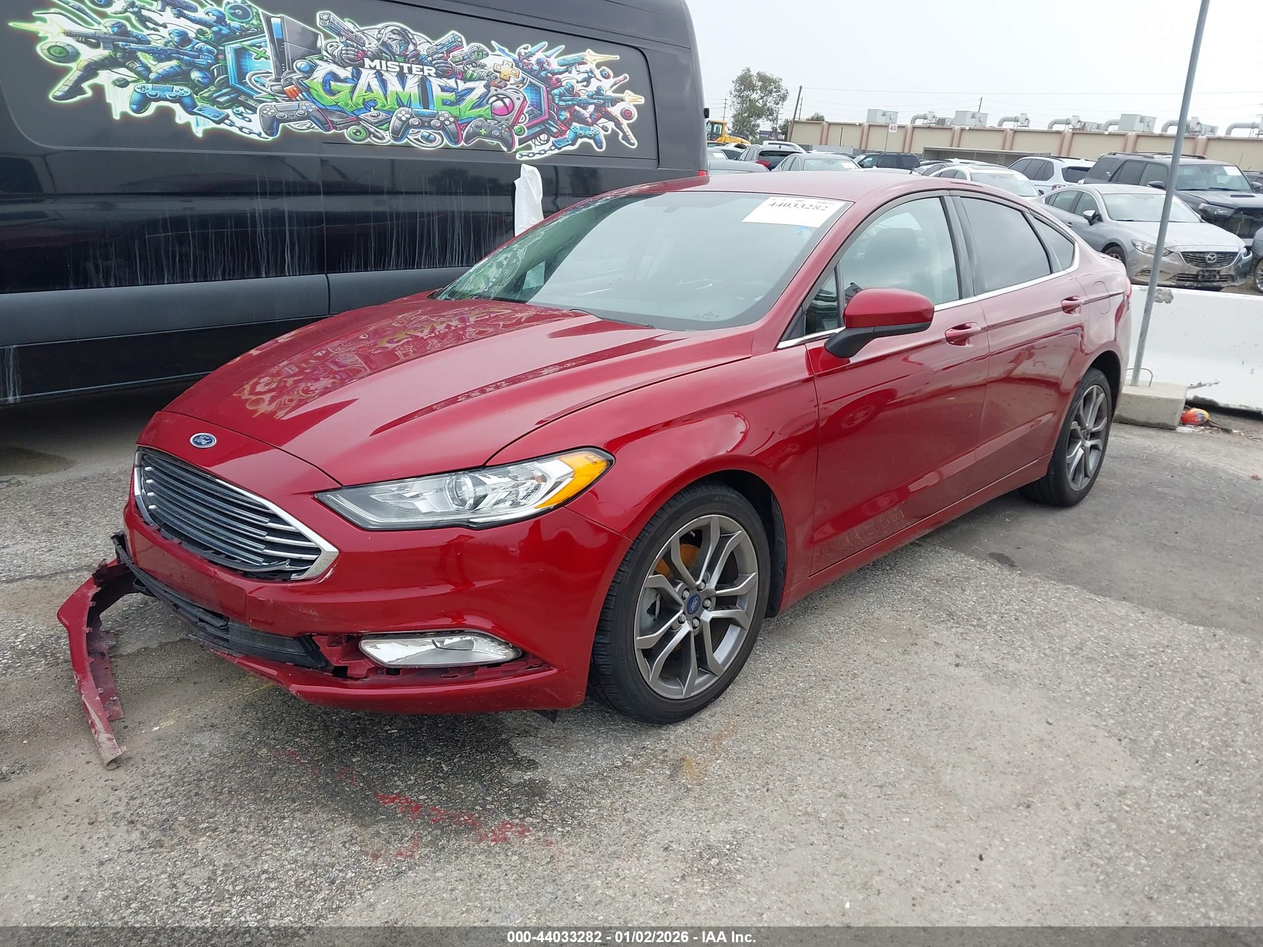 FORD FUSION image 2