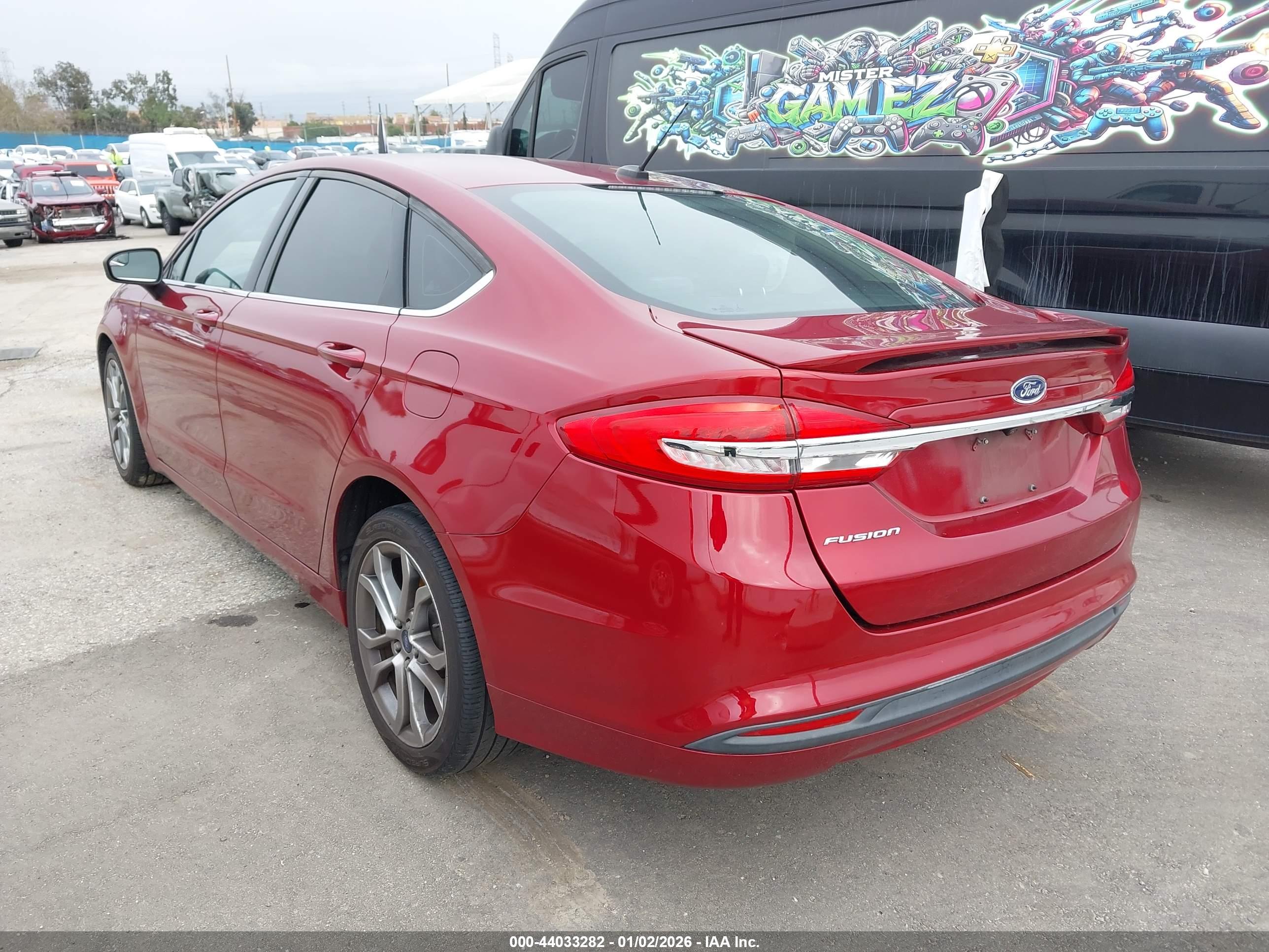 FORD FUSION image 3
