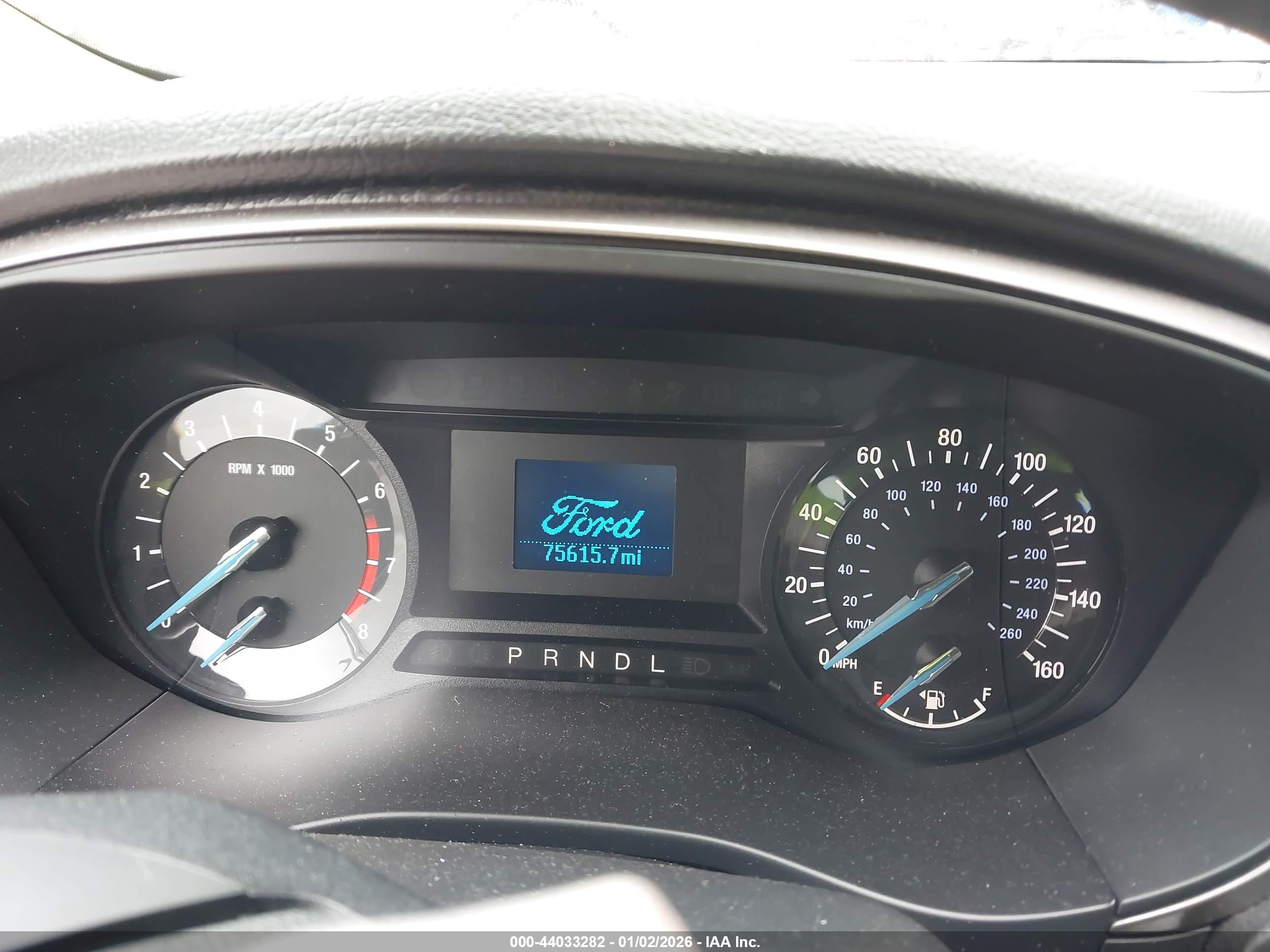 FORD FUSION image 7