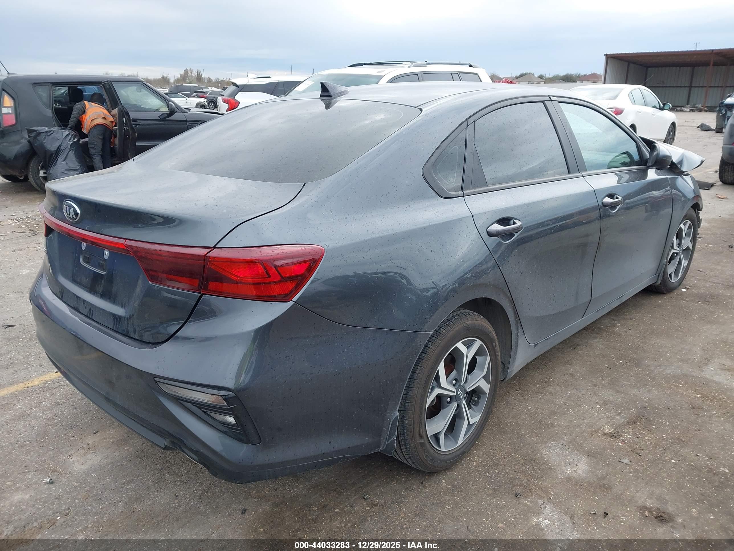 KIA FORTE image 4