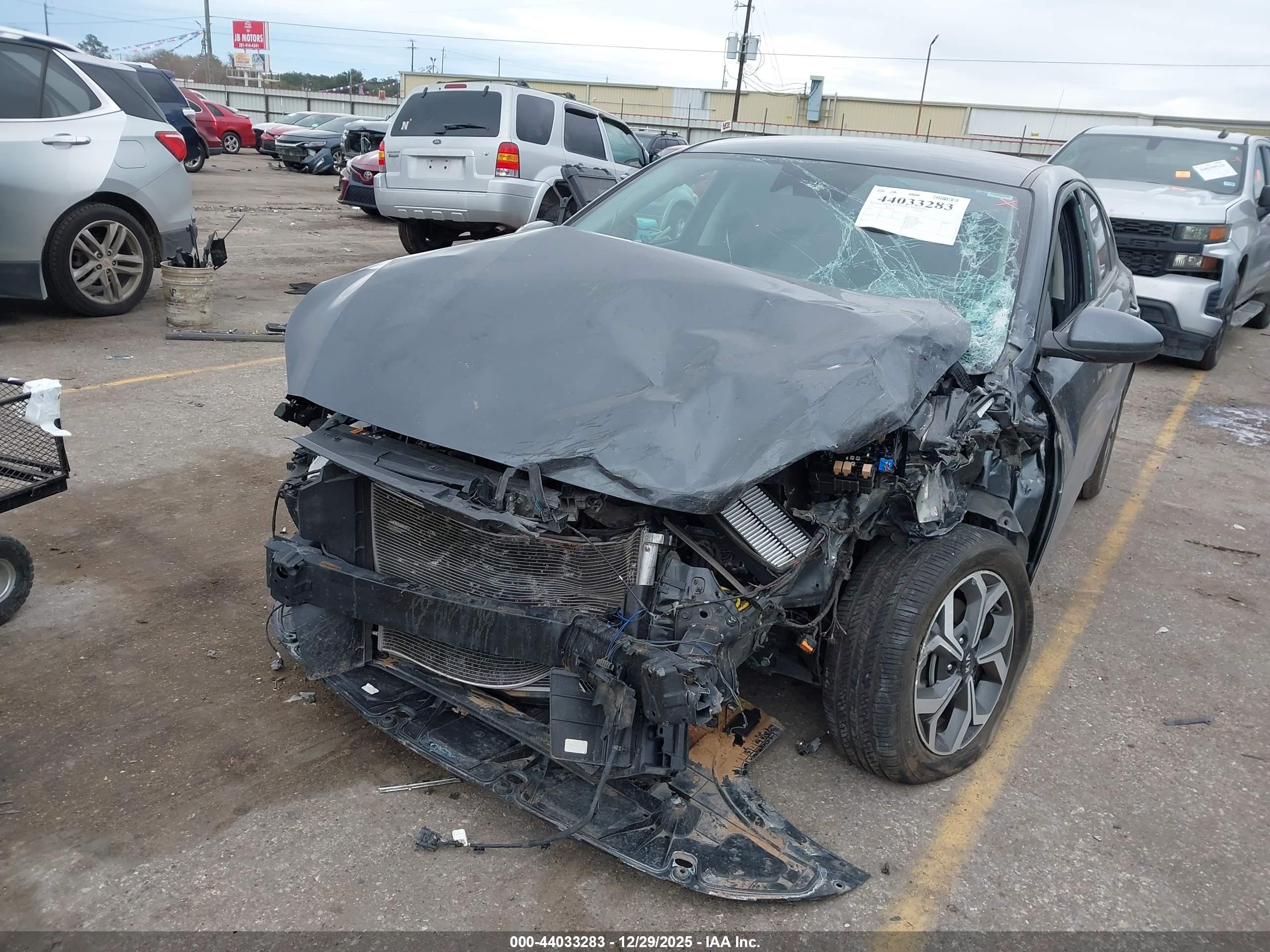 KIA FORTE image 6