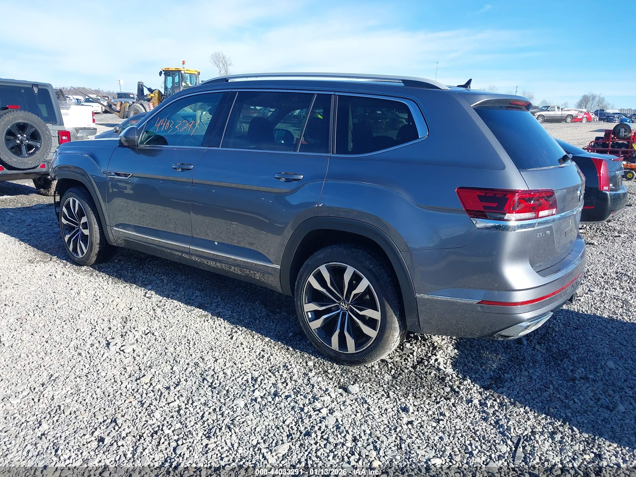 VOLKSWAGEN ATLAS image 3