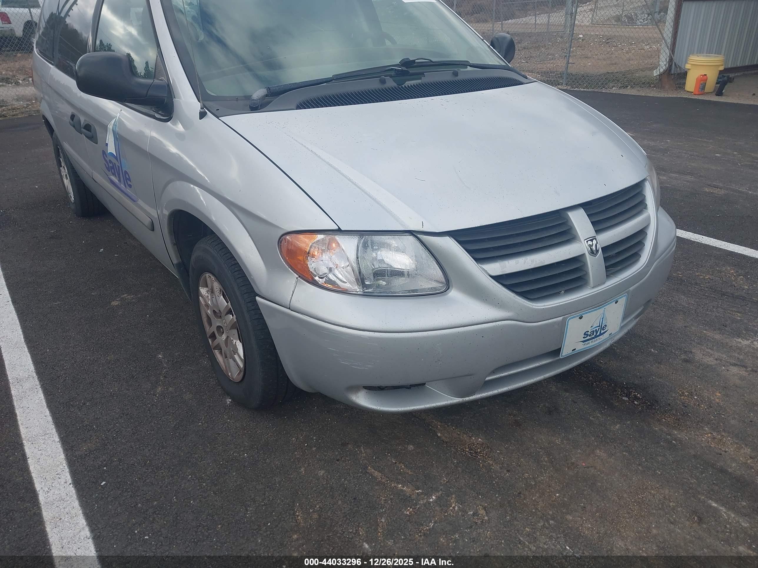 DODGE GRAND image 6