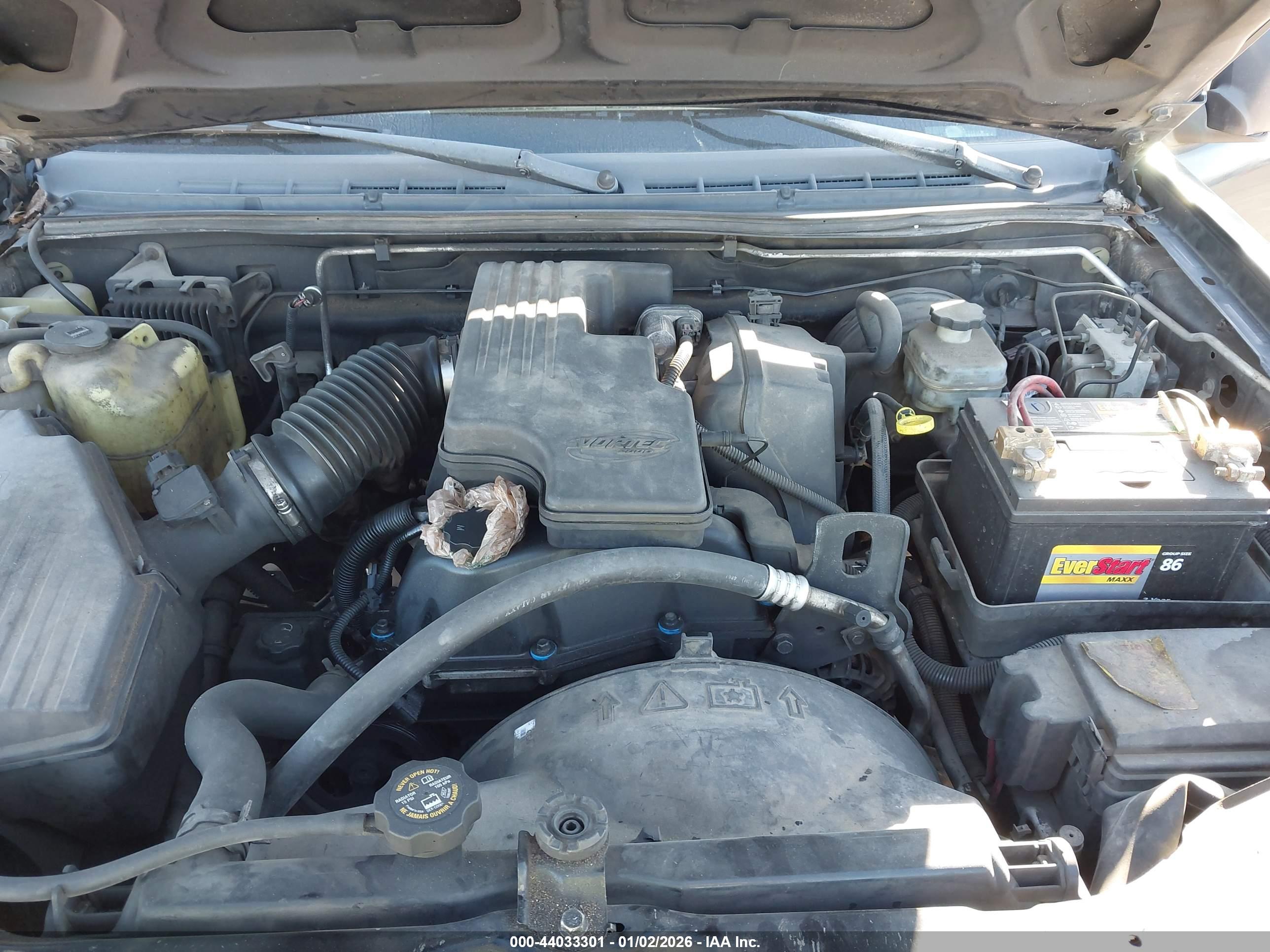 CHEVROLET COLORADO image 10