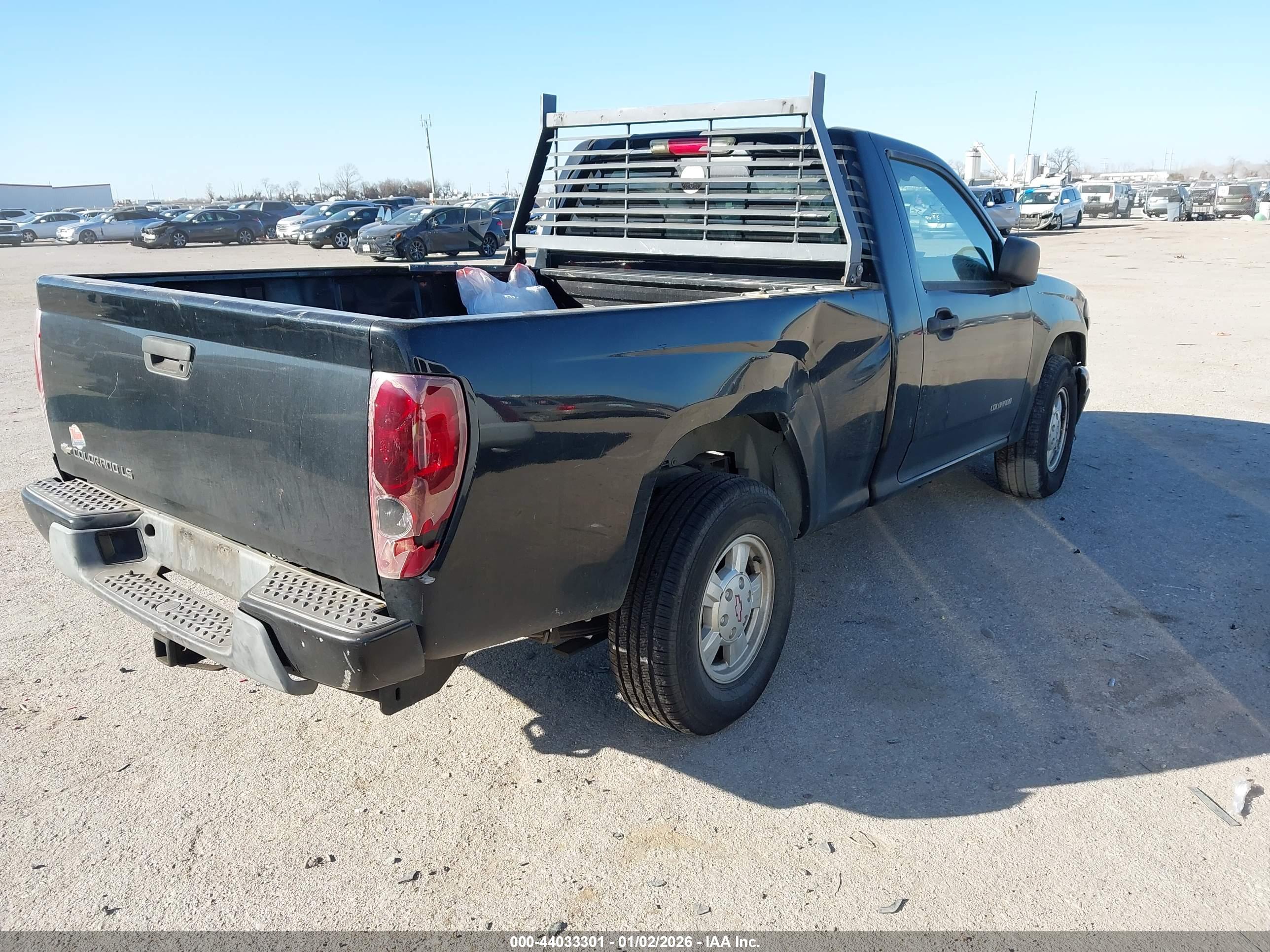 CHEVROLET COLORADO image 4