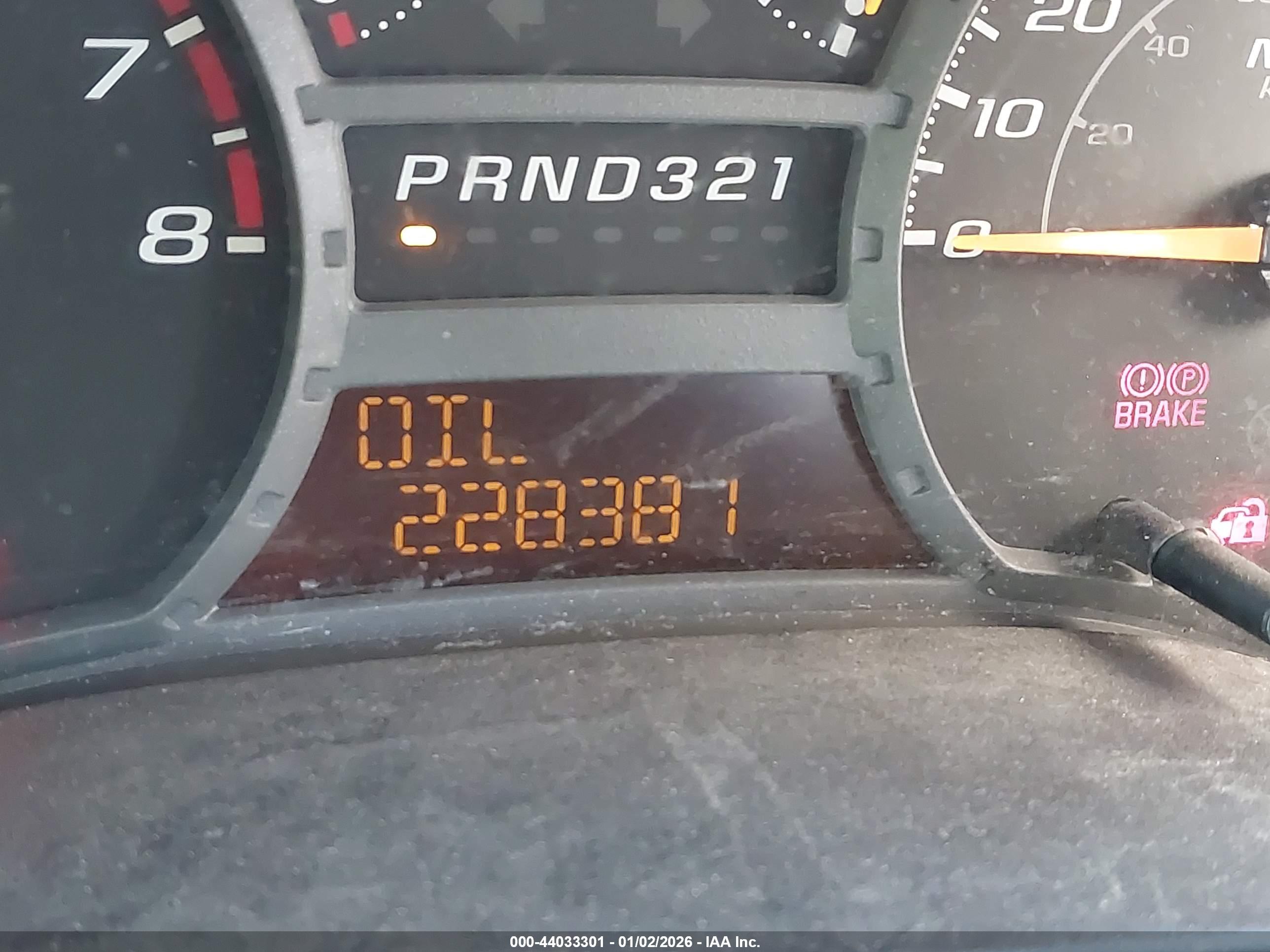 CHEVROLET COLORADO image 7