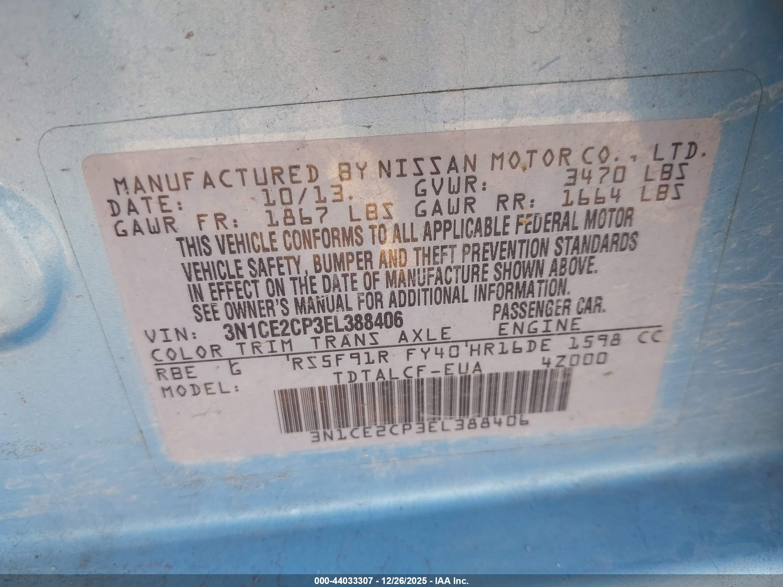 NISSAN VERSA image 9