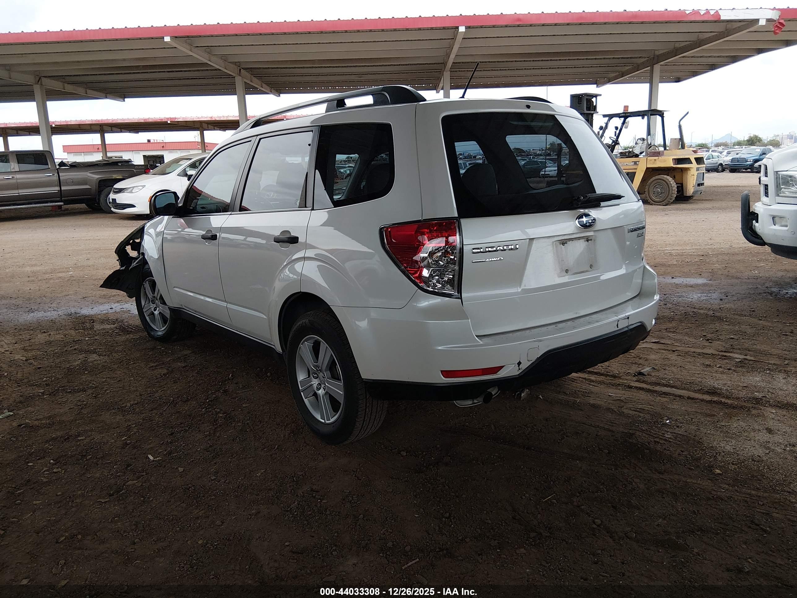 SUBARU FORESTER image 3