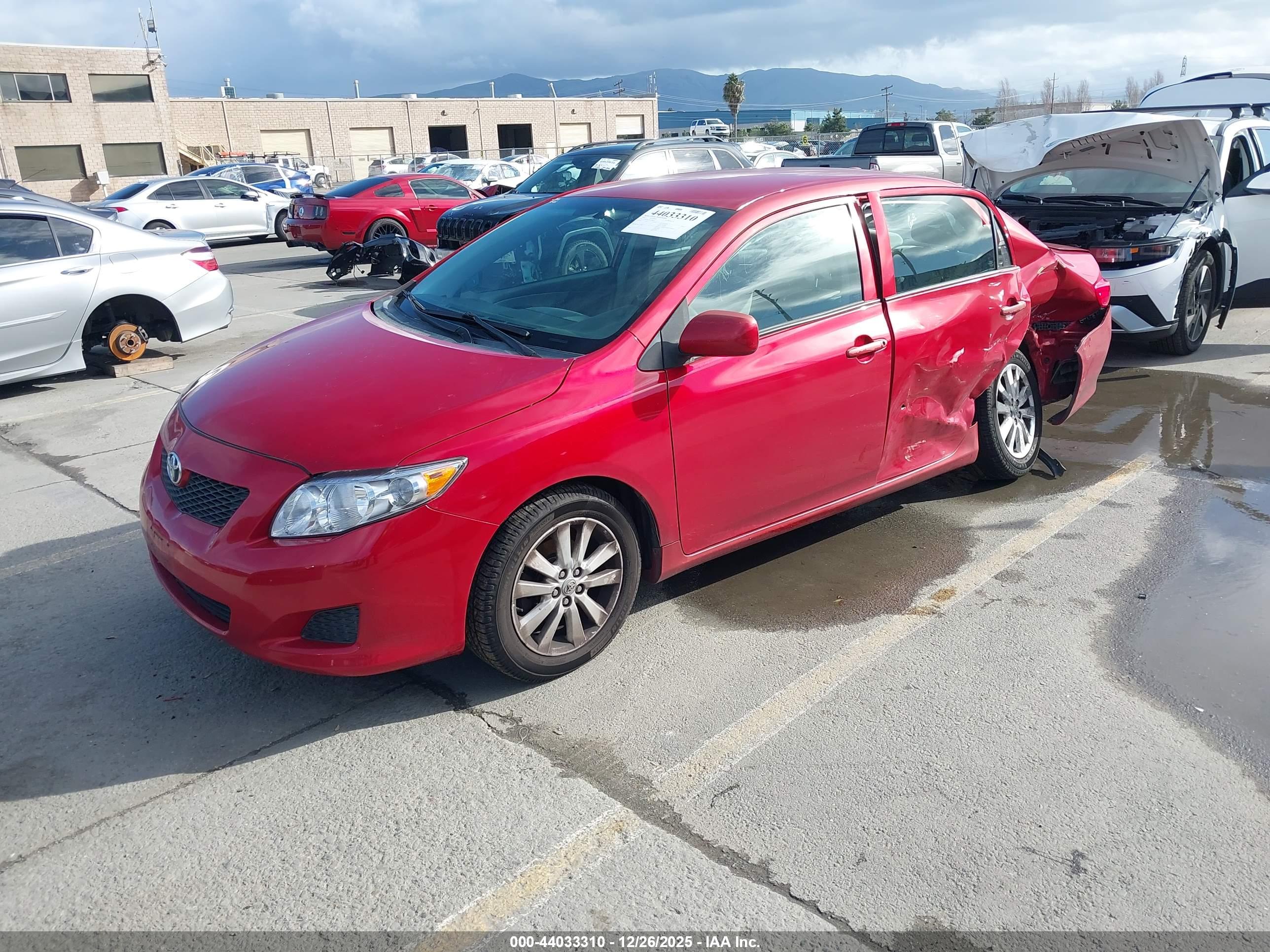 TOYOTA COROLLA image 2
