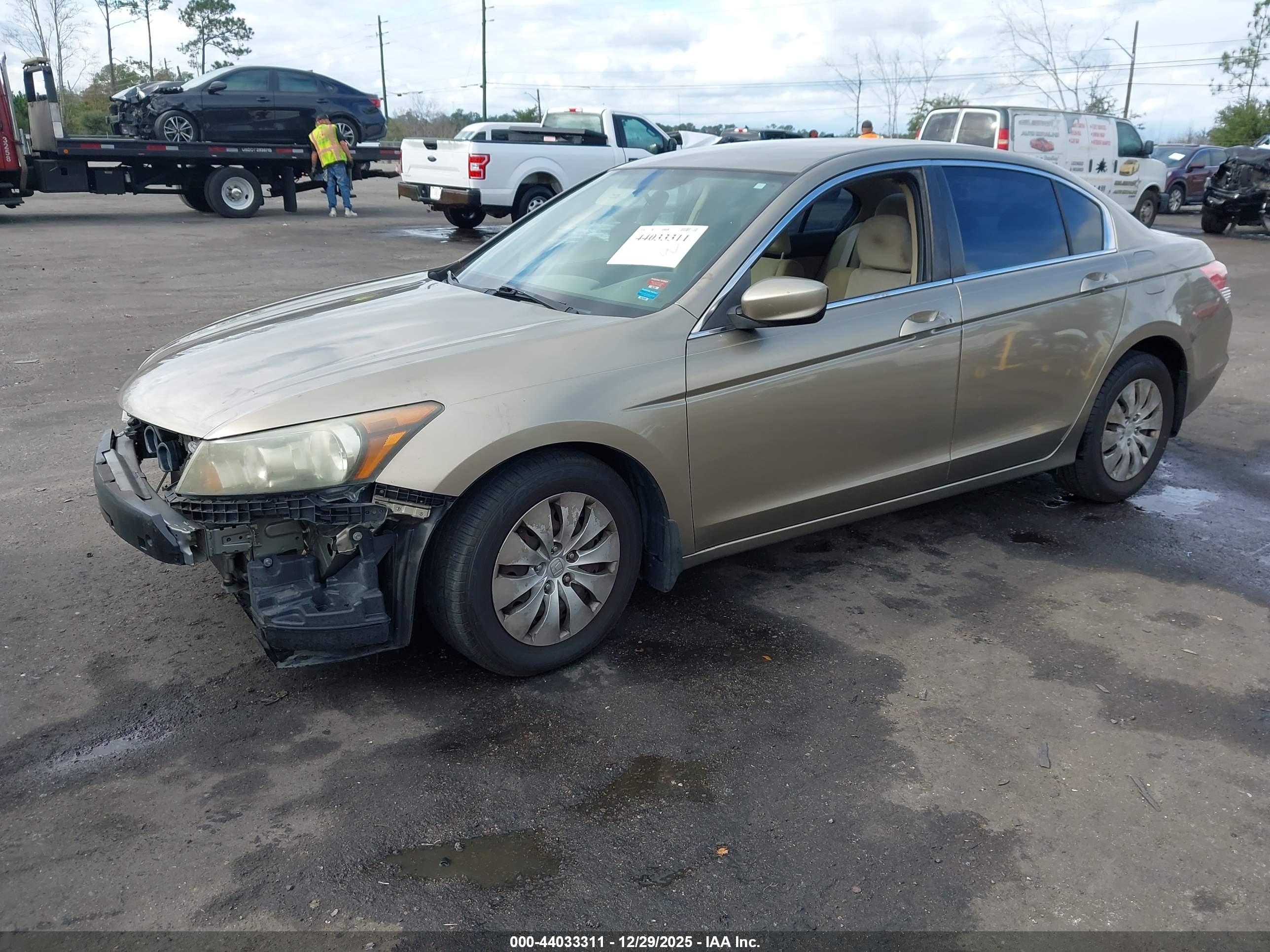 HONDA ACCORD image 2