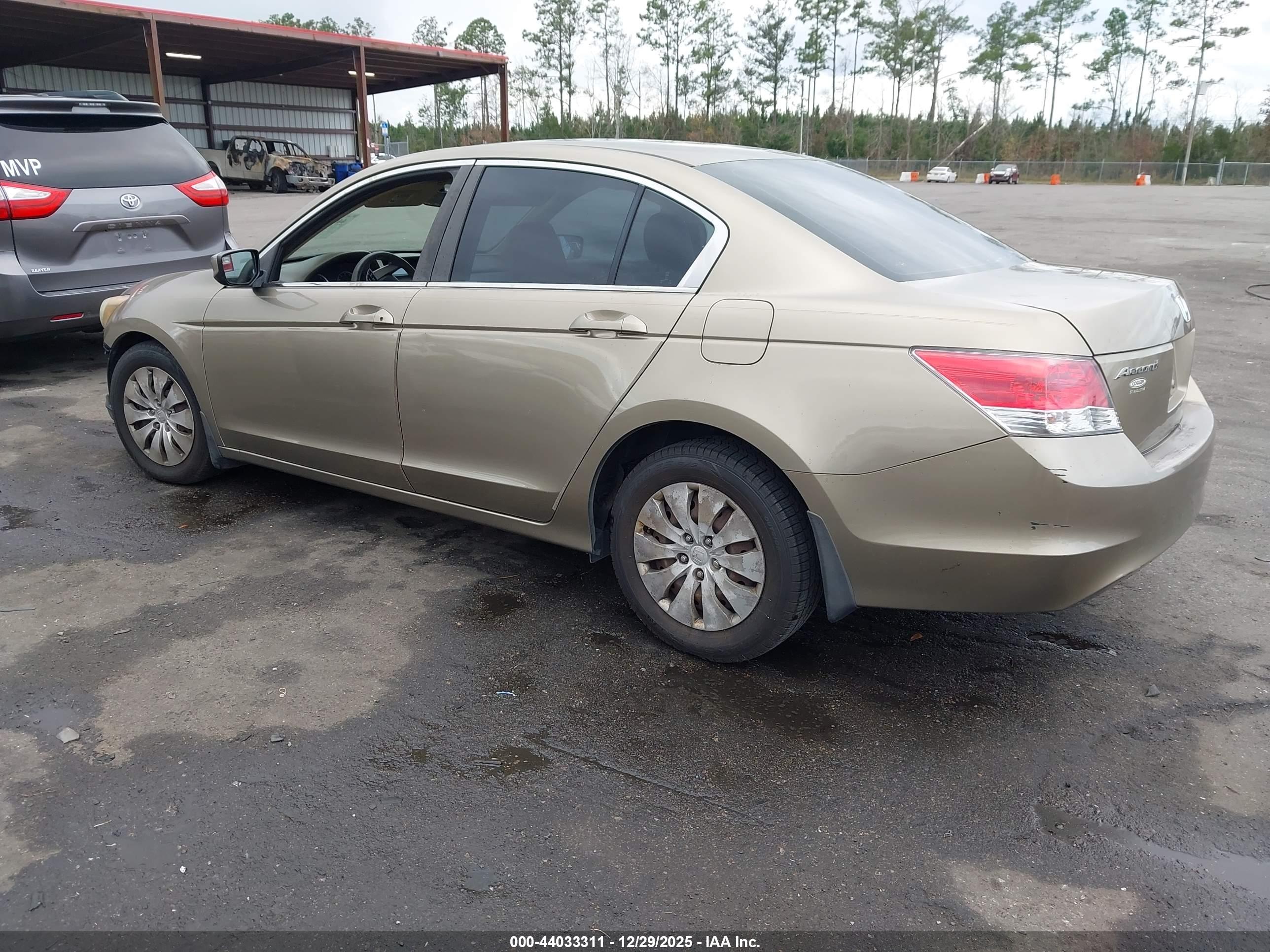 HONDA ACCORD image 3