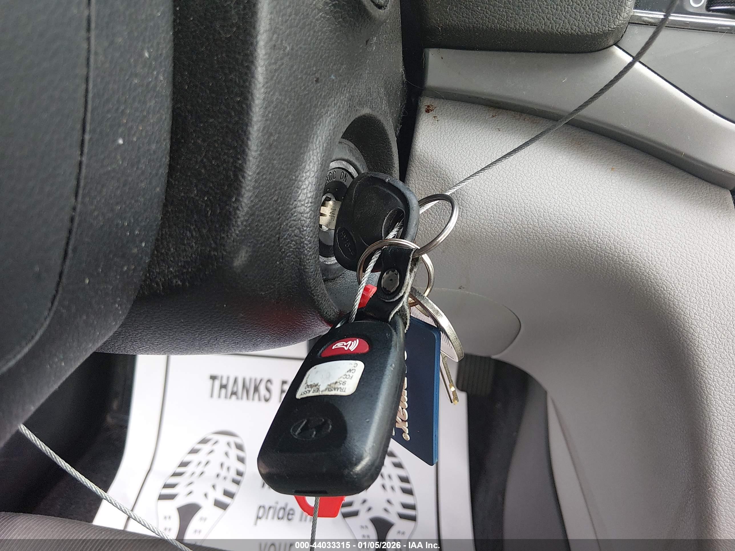 HYUNDAI ELANTRA image 11