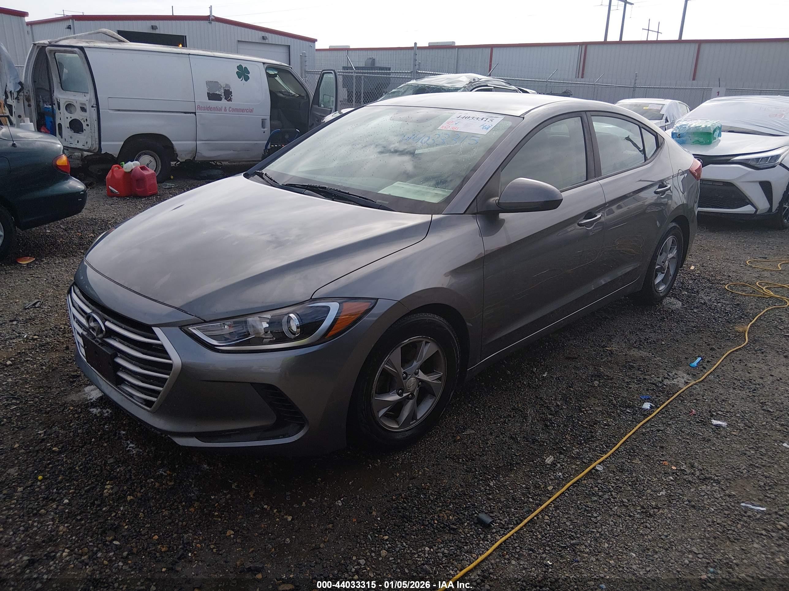 HYUNDAI ELANTRA image 2